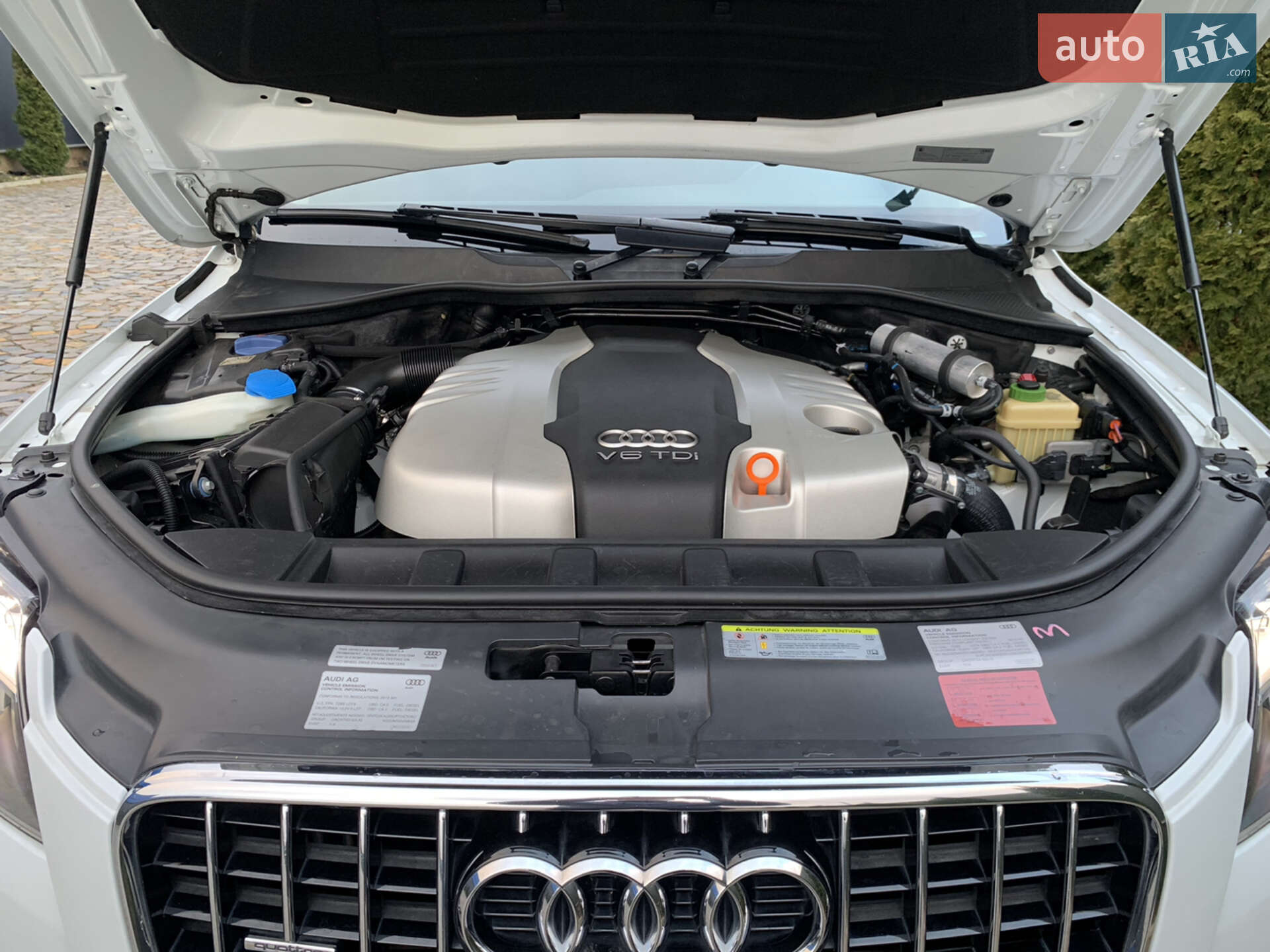 Audi Q7 2013 VIN WA1LMAFE8DD016692 фото оголошення 58 з 114