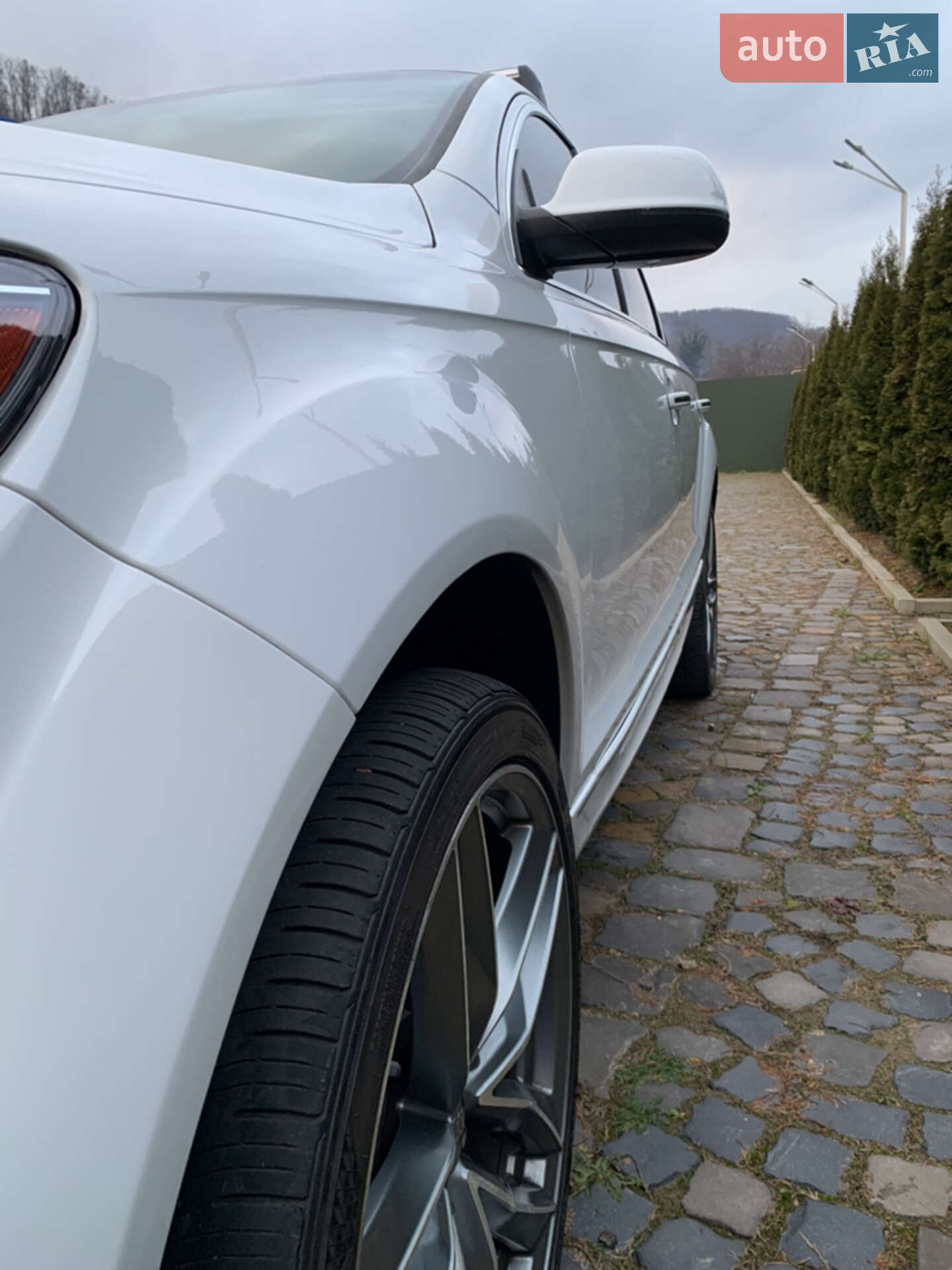 Audi Q7 2013 VIN WA1LMAFE8DD016692 фото оголошення 62 з 114