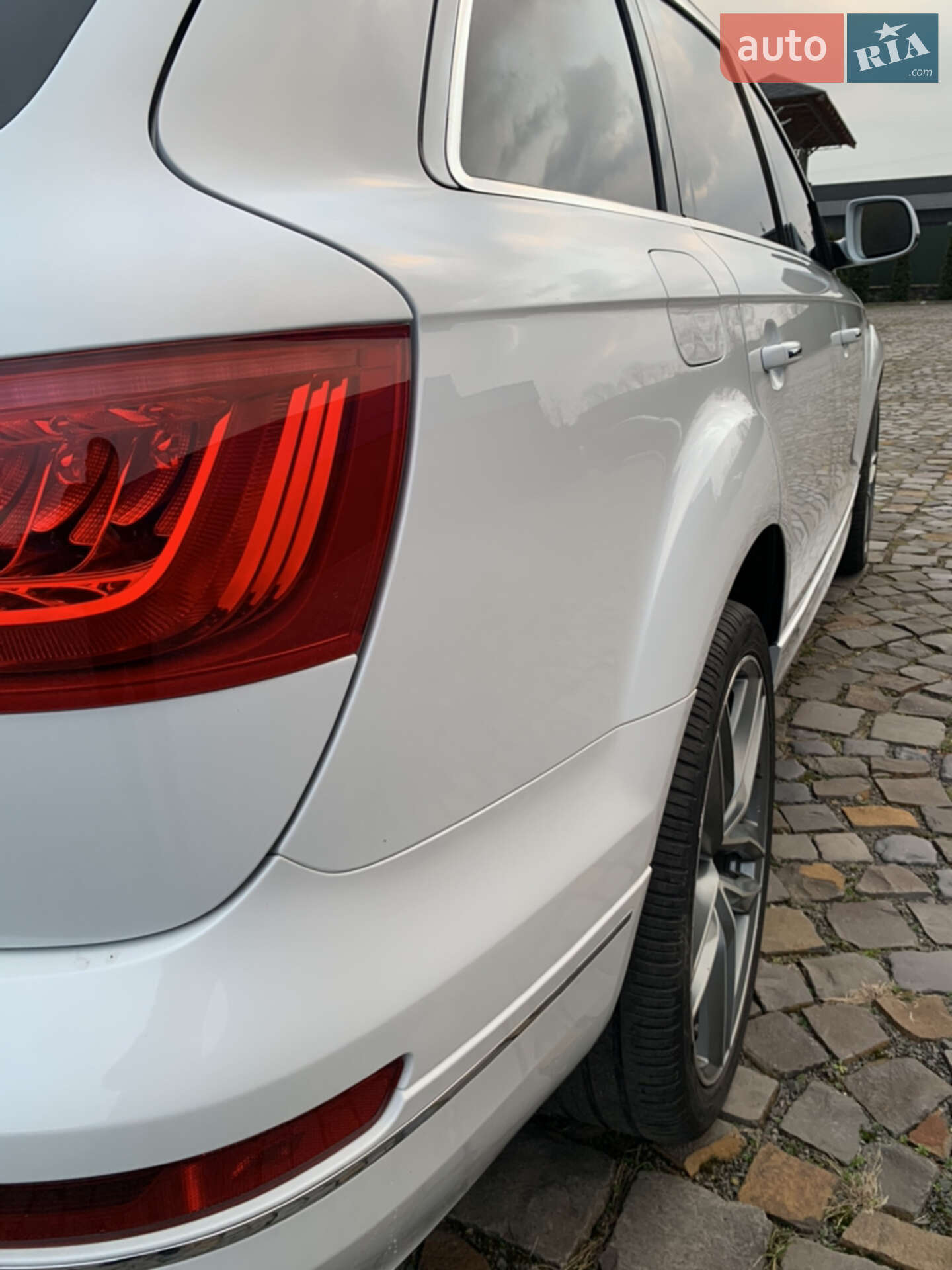 Audi Q7 2013 VIN WA1LMAFE8DD016692 фото оголошення 64 з 114