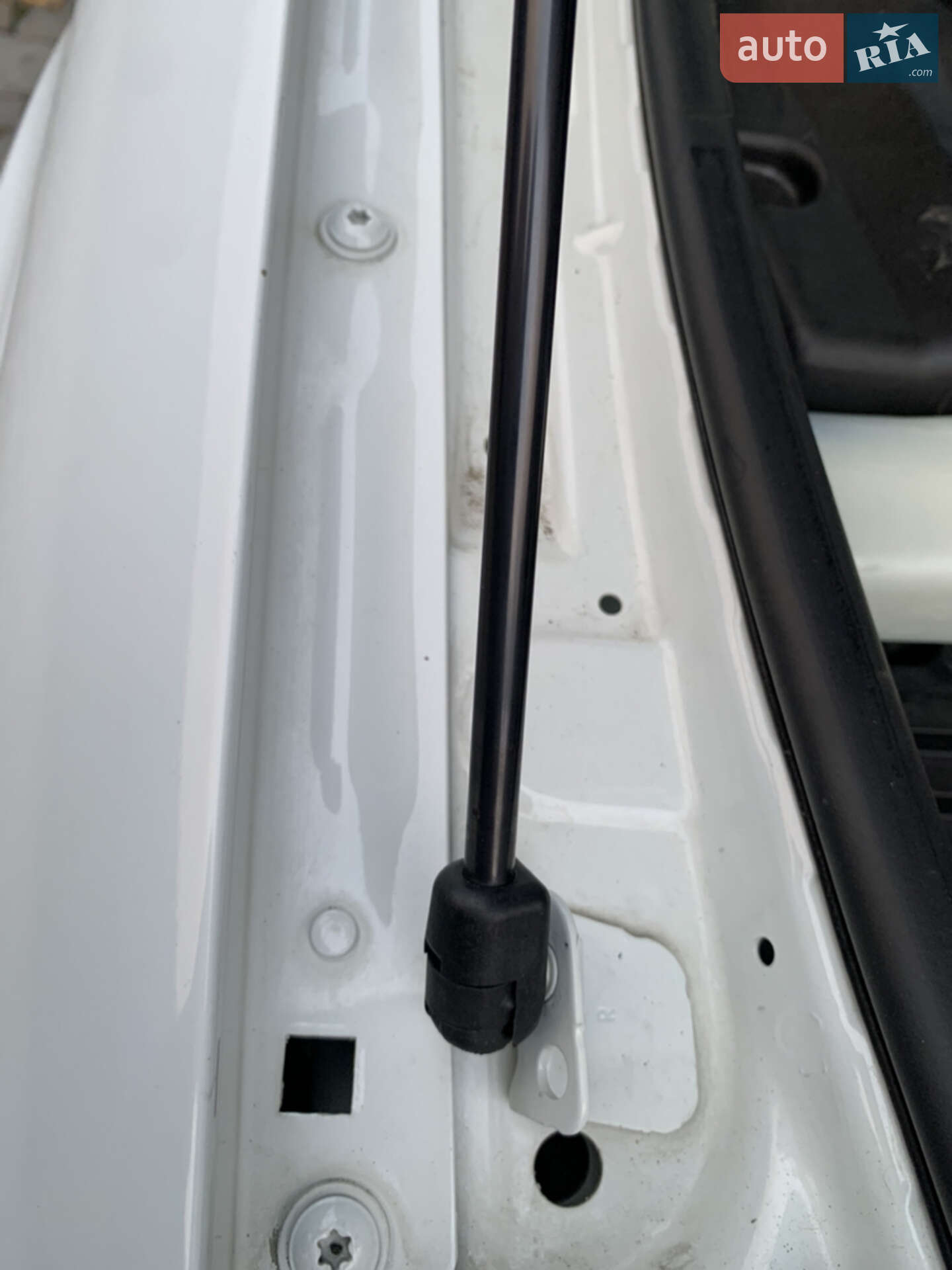 Audi Q7 2013 VIN WA1LMAFE8DD016692 фото оголошення 66 з 114