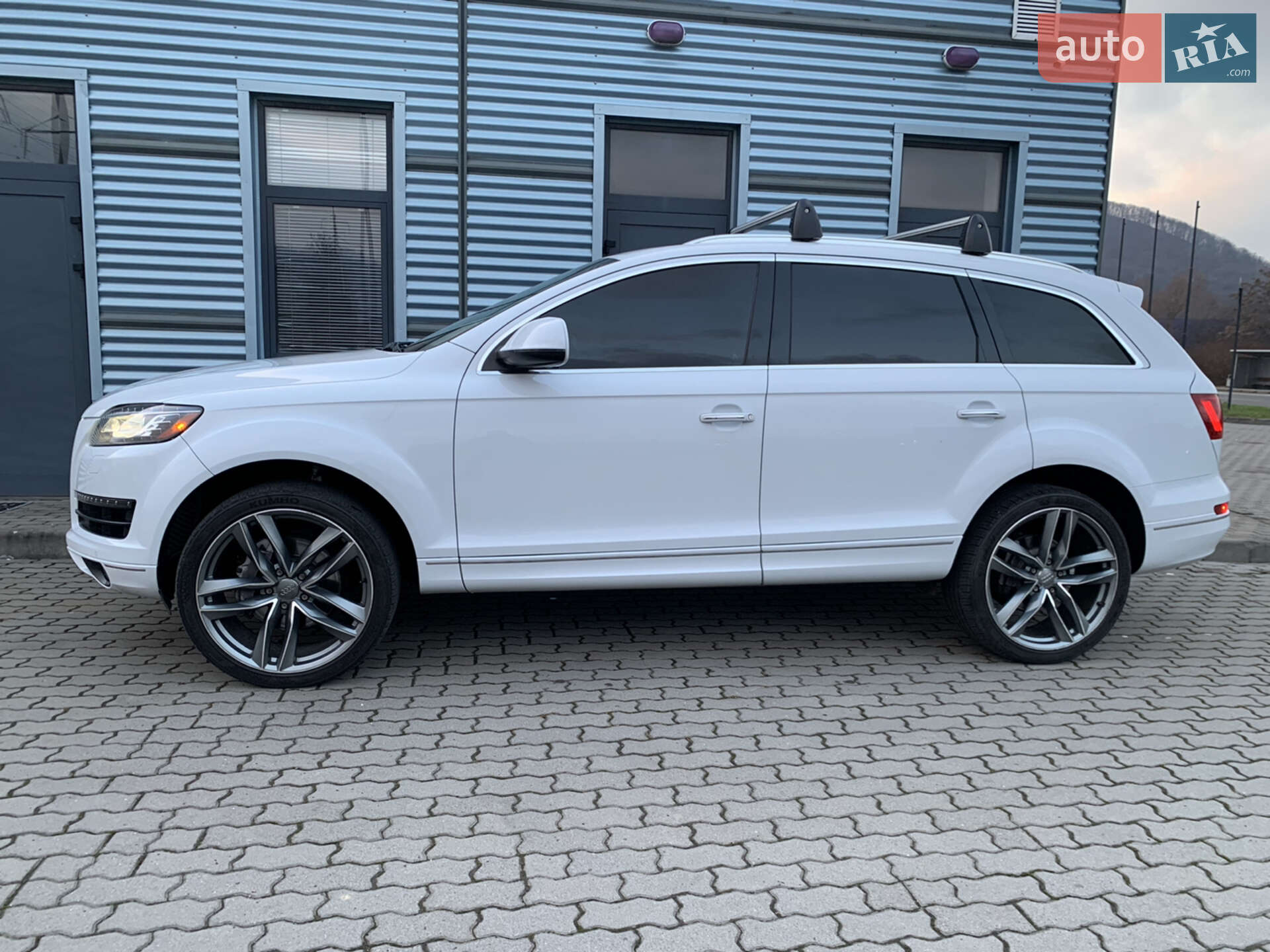 Audi Q7 2013 VIN WA1LMAFE8DD016692 фото оголошення 76 з 114