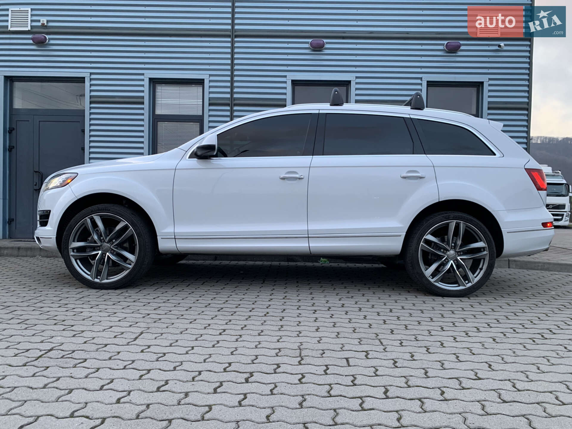Audi Q7 2013 VIN WA1LMAFE8DD016692 фото оголошення 77 з 114