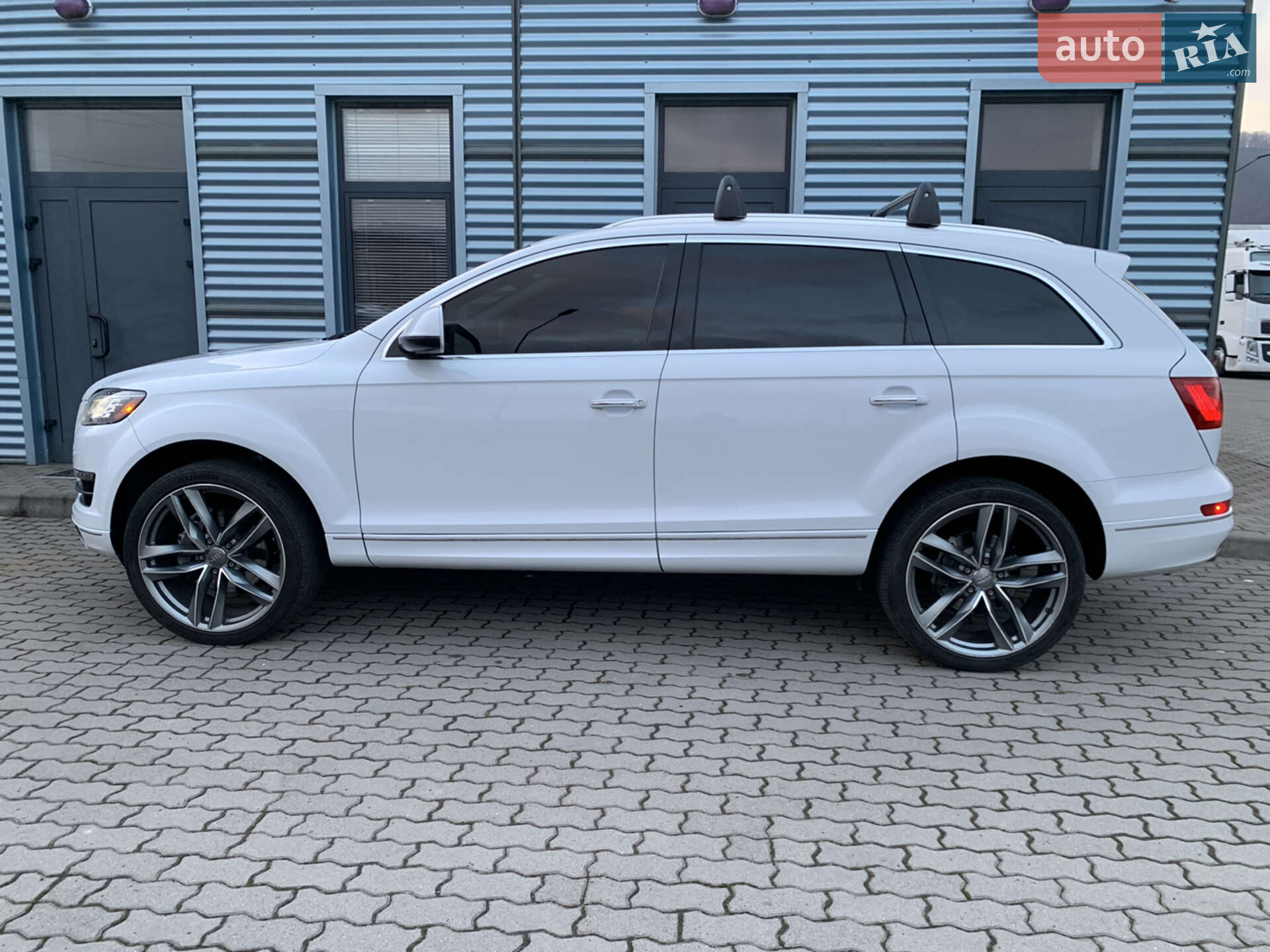 Audi Q7 2013 VIN WA1LMAFE8DD016692 фото оголошення 78 з 114