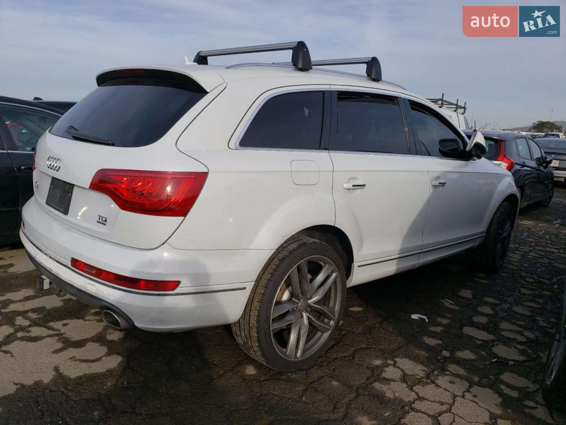 Audi Q7 2013 VIN WA1LMAFE8DD016692 фото оголошення 108 з 114