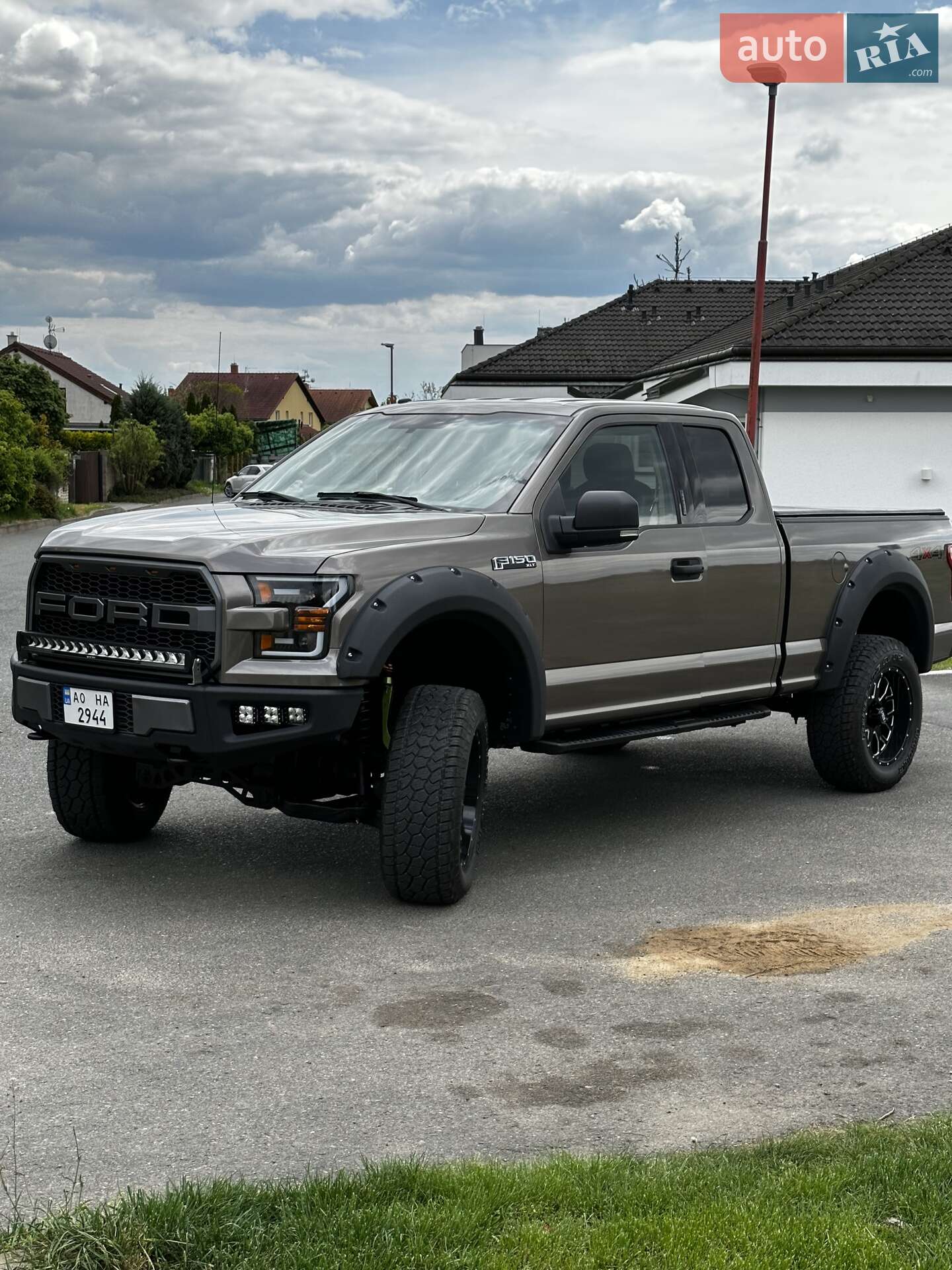 Ford F-150 2018 VIN 1FTFX1EG3JFB89615 фото оголошення 8 з 15