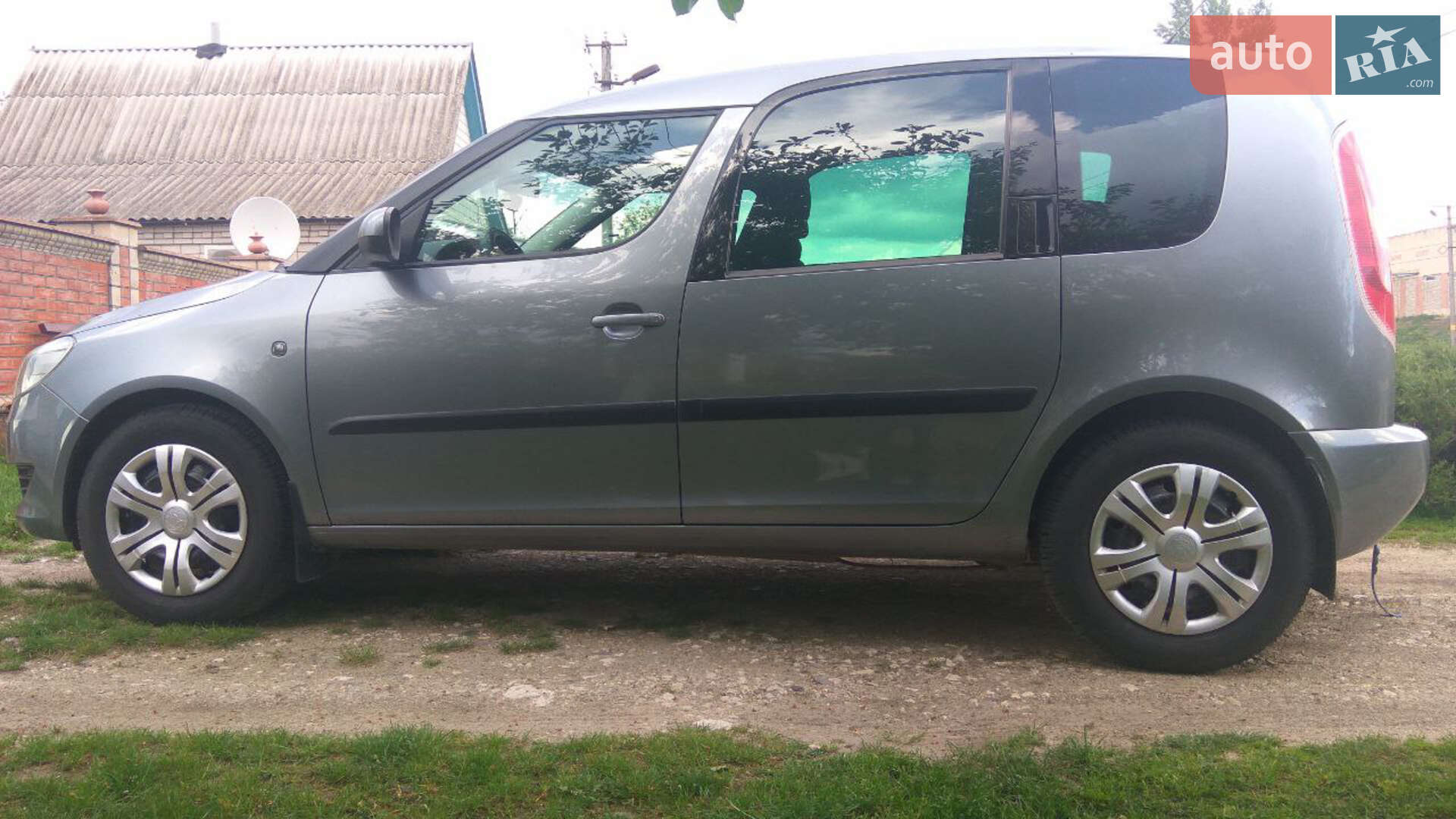 Skoda Roomster 2011 VIN TMB1JC5J8B7013867 фото оголошення 4 з 11