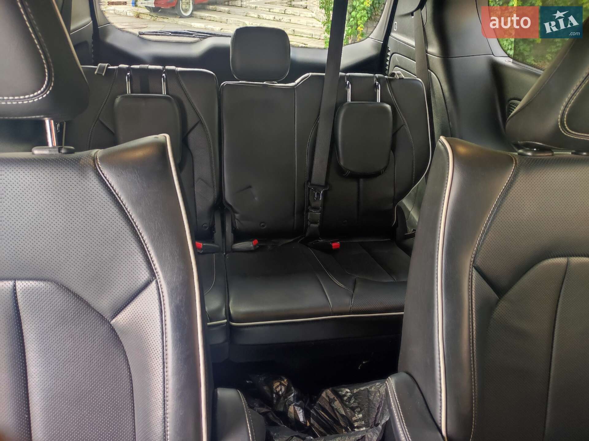 Chrysler Pacifica 2019 VIN 2C4RC1N70KR645539 фото оголошення 6 з 25