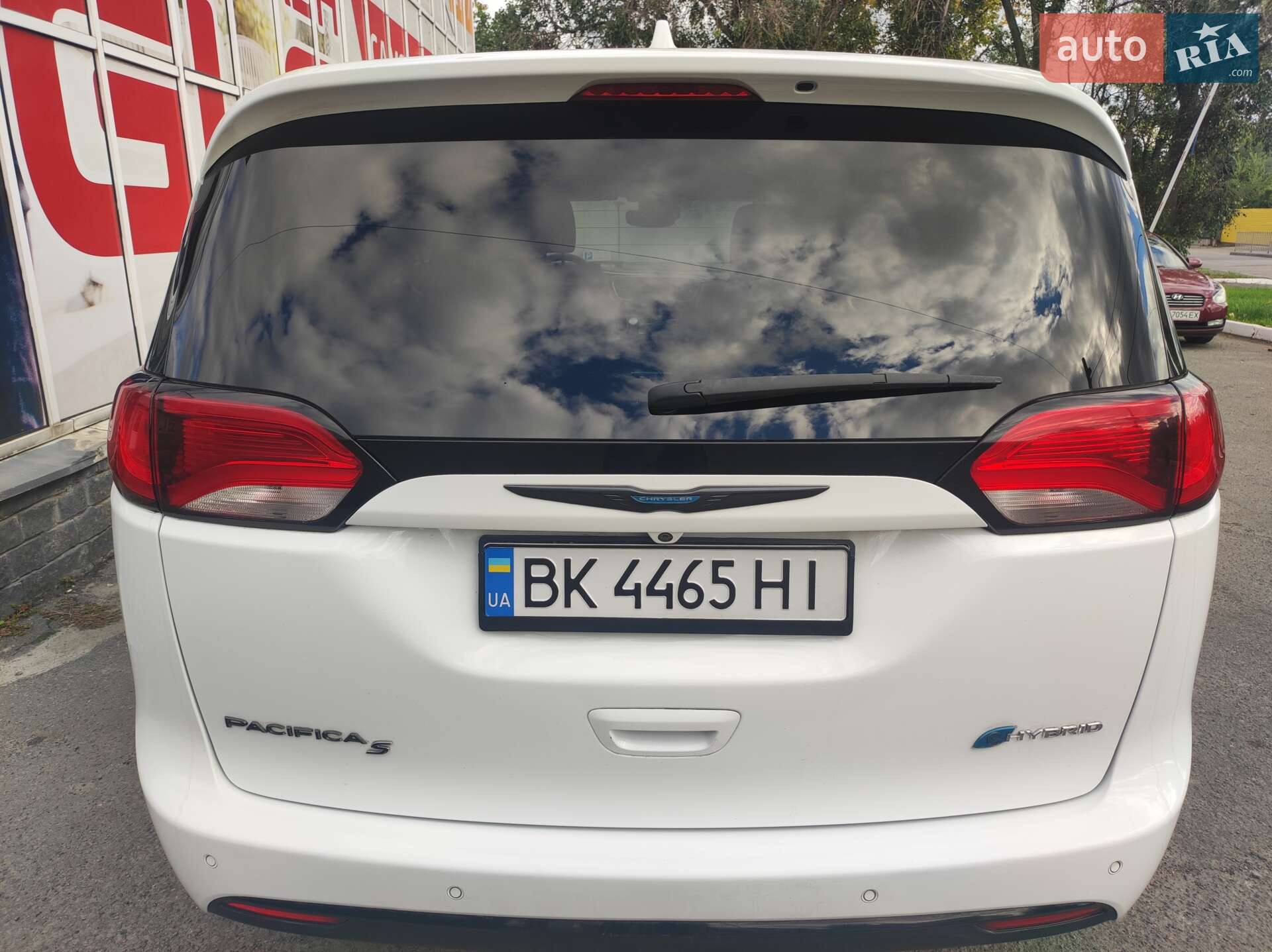 Chrysler Pacifica 2019 VIN 2C4RC1N70KR645539 фото оголошення 7 з 25