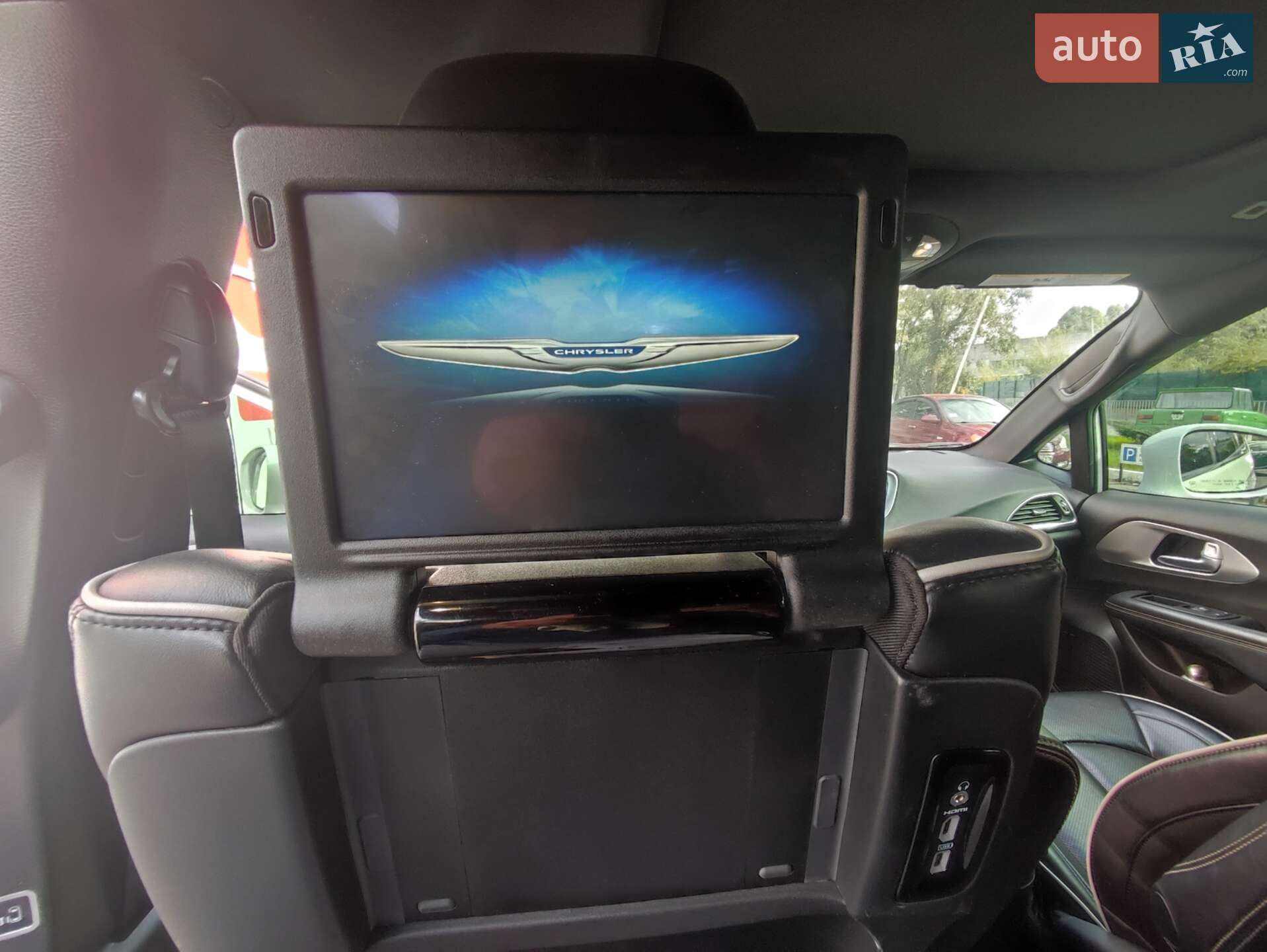 Chrysler Pacifica 2019 VIN 2C4RC1N70KR645539 фото оголошення 20 з 25