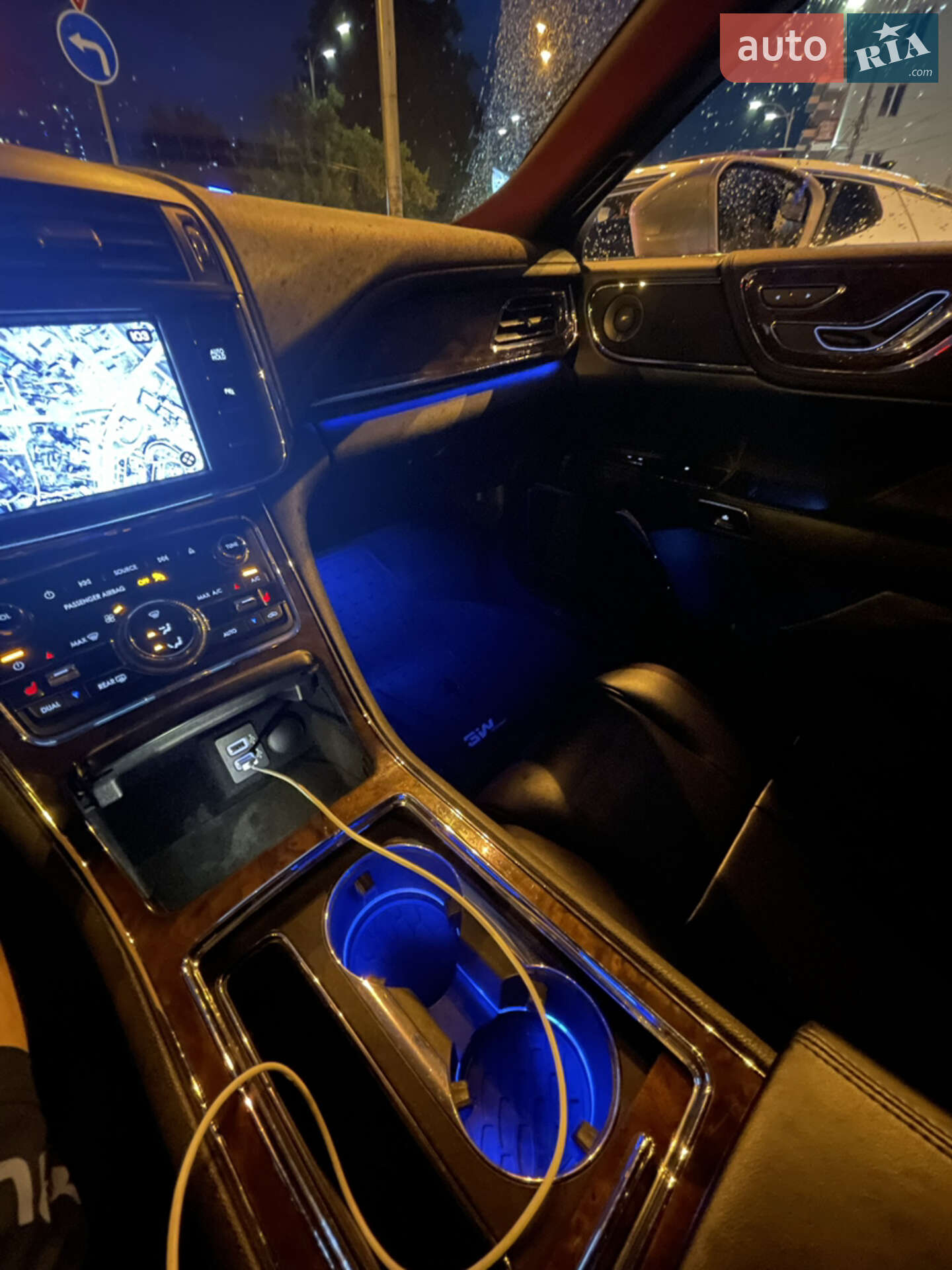 Lincoln Continental 2017 VIN 1LN6L9PK5H5617353 фото оголошення 31 з 39