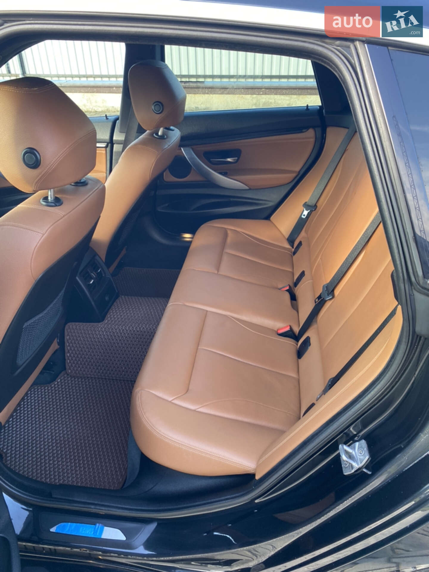 BMW 3 Series GT 2015 VIN WBA3Y510X0GZ91164 фото оголошення 3 з 15