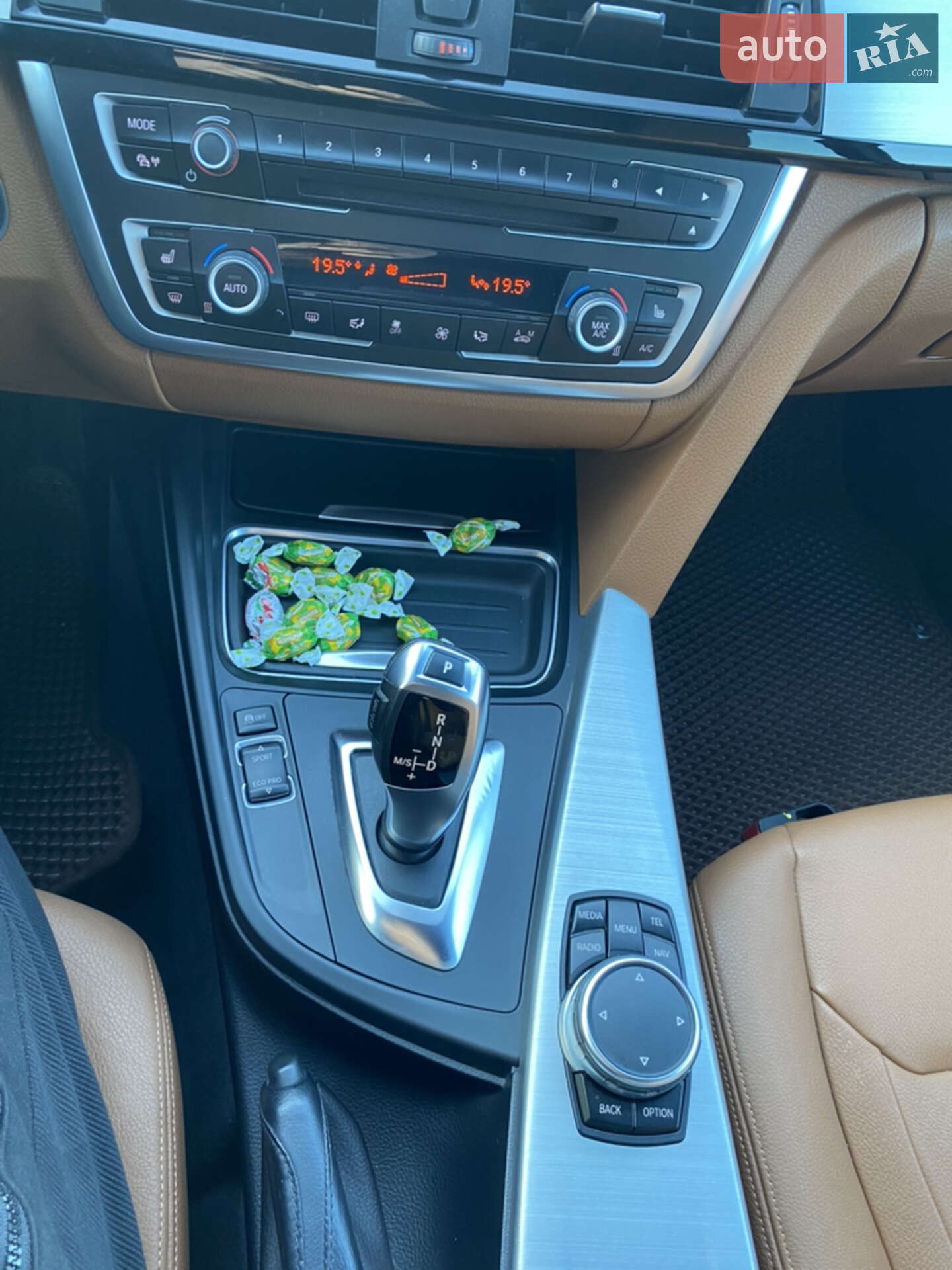BMW 3 Series GT 2015 VIN WBA3Y510X0GZ91164 фото оголошення 15 з 15