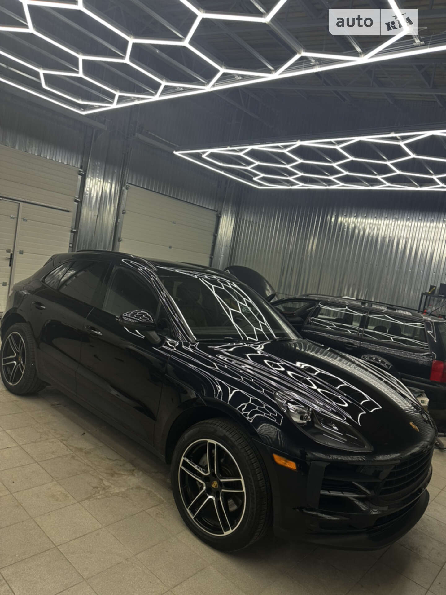 Porsche Macan 2021 VIN WP1AB2A5XMLB36739 фото оголошення 44 з 45
