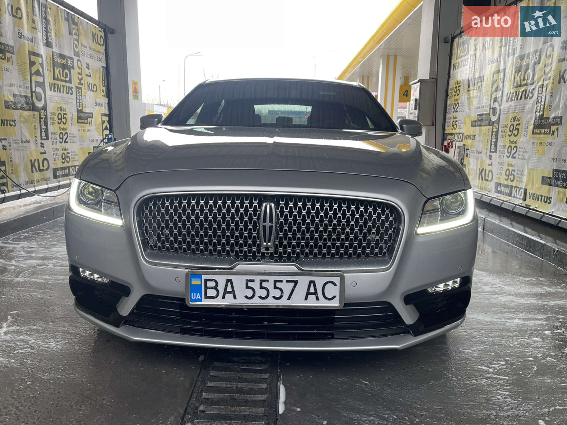 Lincoln Continental 2017 VIN 1LN6L9PK5H5617353 фото оголошення 14 з 26