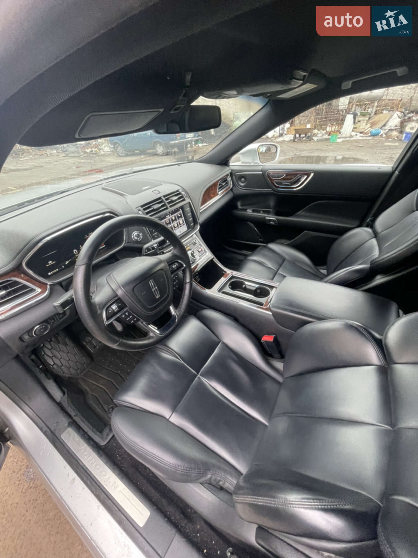 Lincoln Continental 2017 VIN 1LN6L9PK5H5617353 фото оголошення 23 з 26