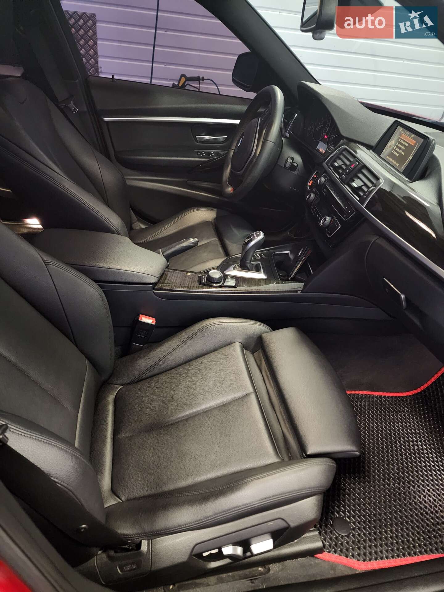 BMW 3 Series 2016 VIN WBA8E9G58GNU30234 фото оголошення 5 з 17