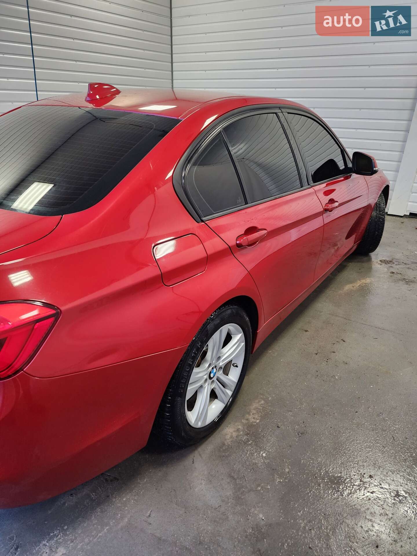 BMW 3 Series 2016 VIN WBA8E9G58GNU30234 фото оголошення 7 з 17