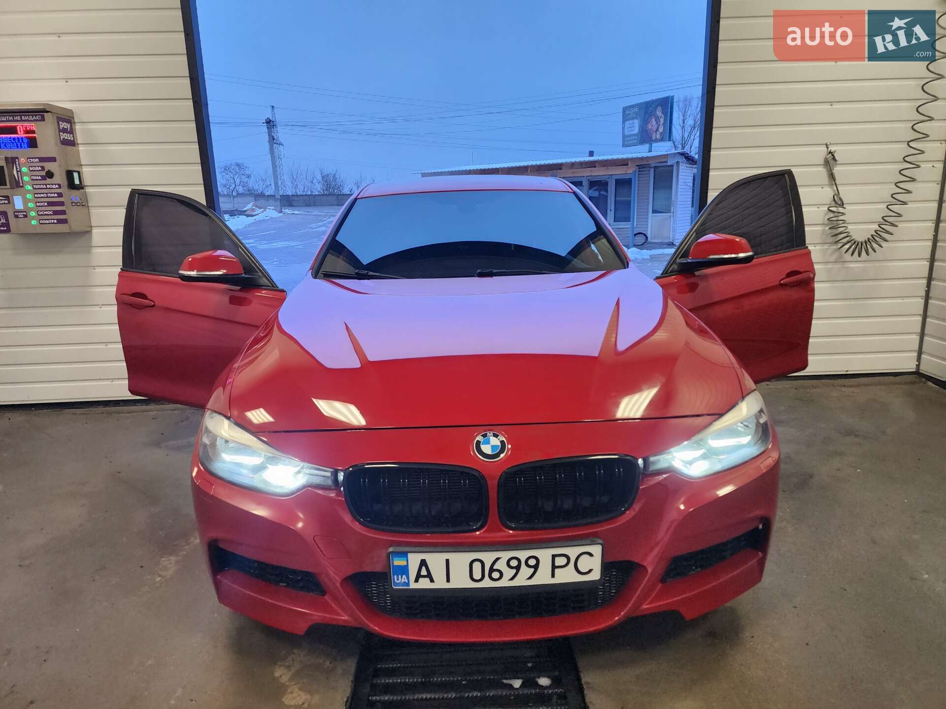 BMW 3 Series 2016 VIN WBA8E9G58GNU30234 фото оголошення 16 з 17
