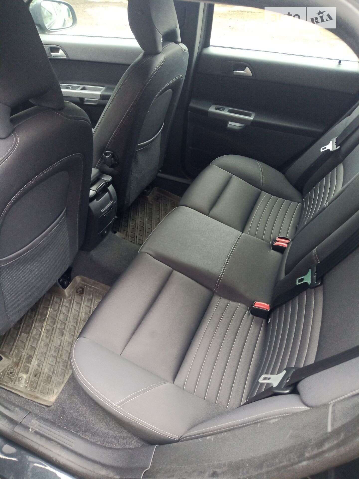 Volvo V50 2010 VIN YV1MW76F2A2562177 фото оголошення 6 з 11