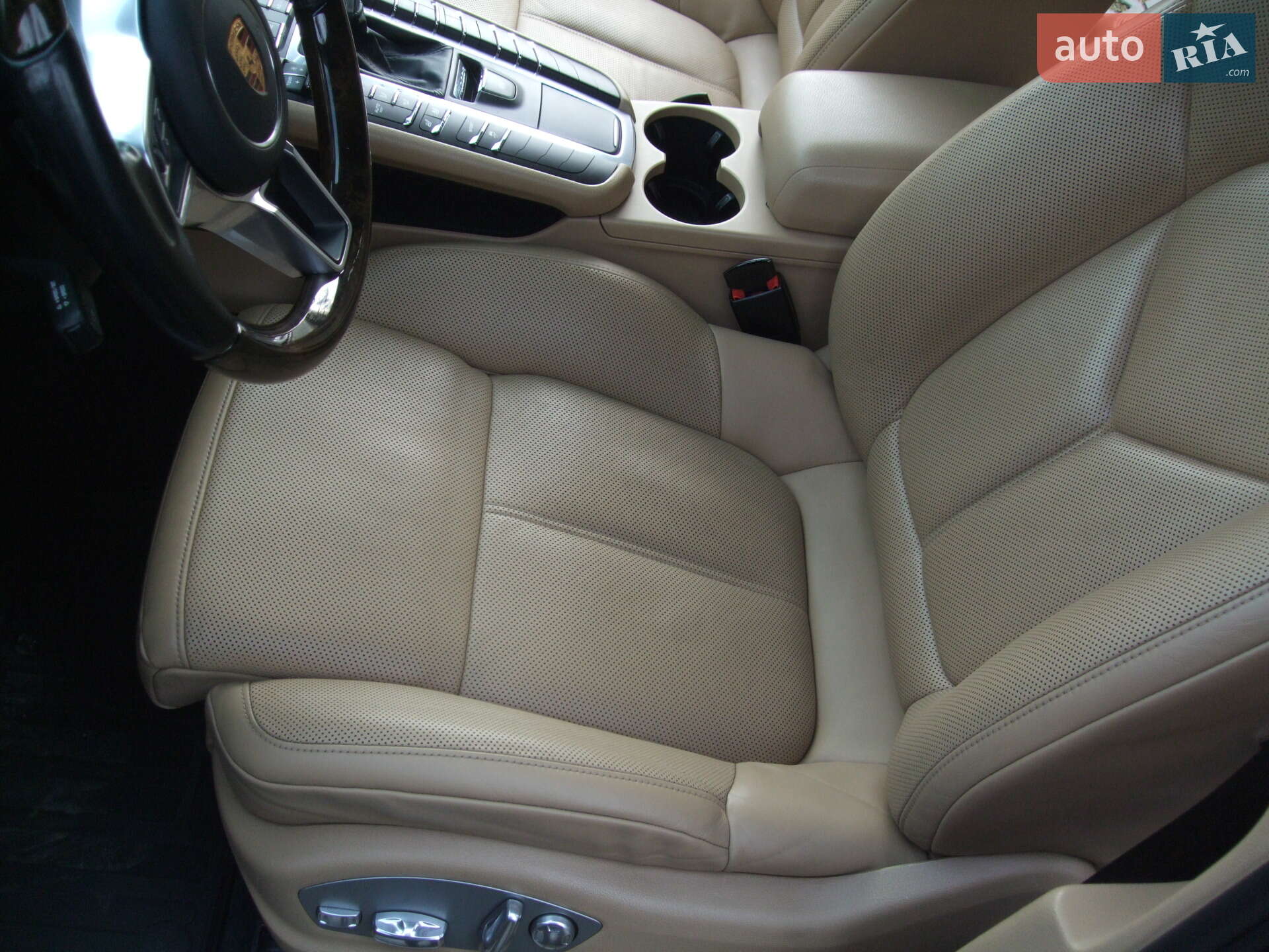 Porsche Macan 2017 VIN WP1AB2A5XHLB14066 фото оголошення 14 з 53