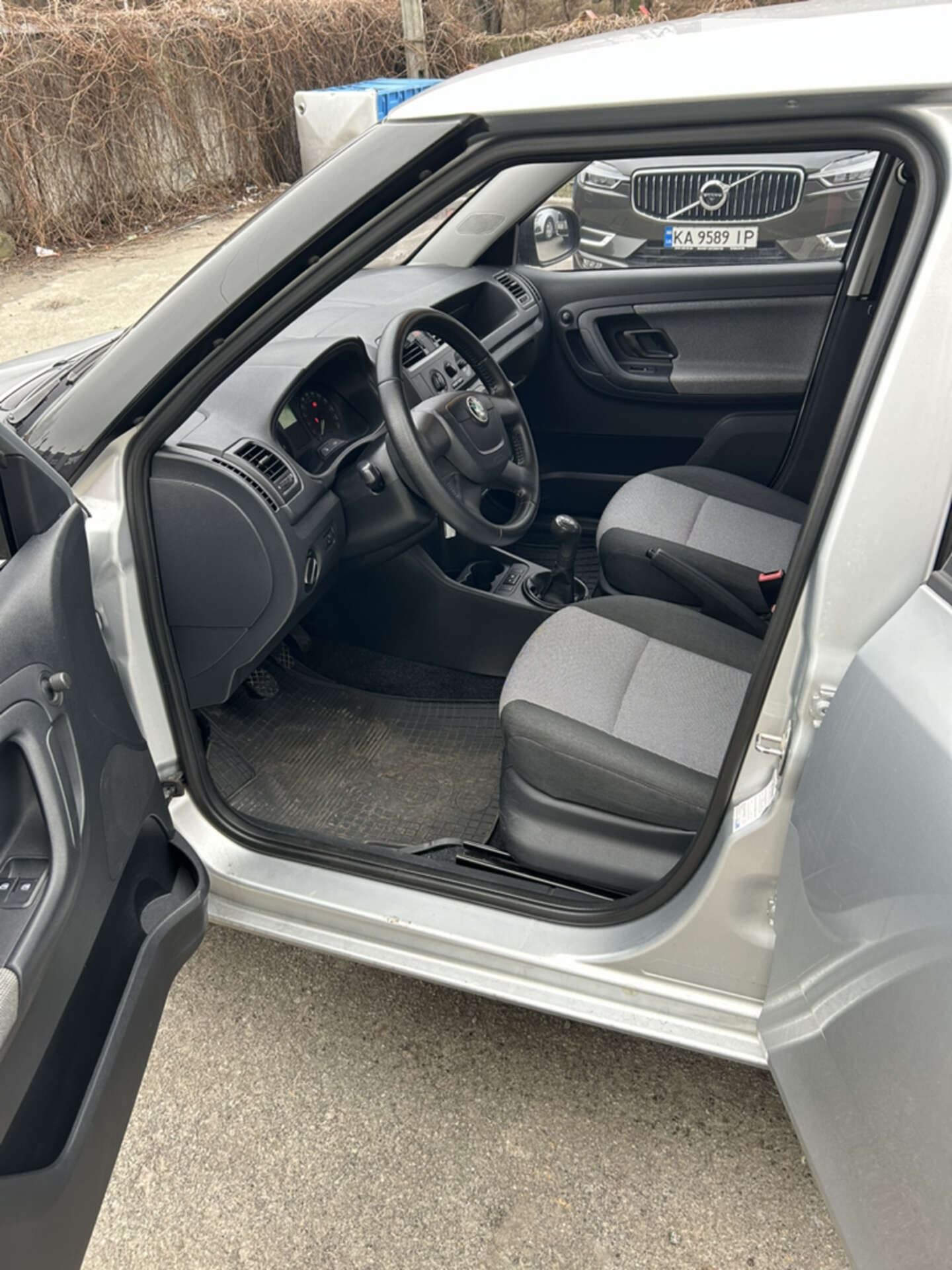 Skoda Fabia 2010 VIN TMBEH15J9BB501496 фото оголошення 12 з 26
