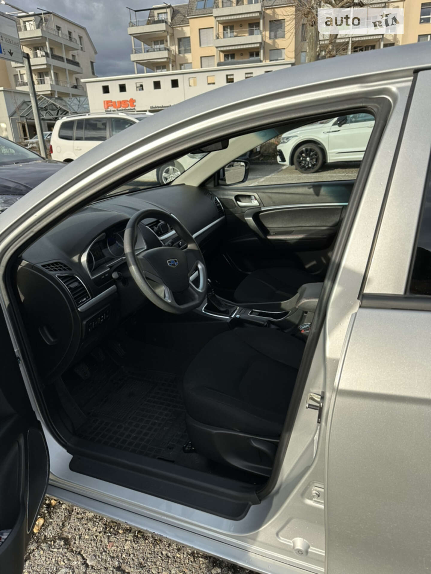 Geely Emgrand 7 (EC7) 2018 VIN L6T7824S7JN007743 фото оголошення 11 з 14
