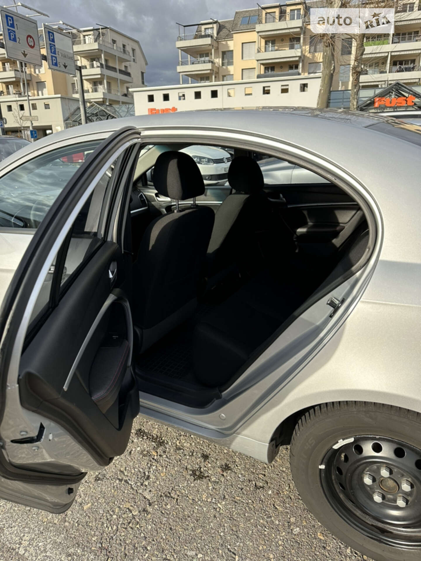 Geely Emgrand 7 (EC7) 2018 VIN L6T7824S7JN007743 фото оголошення 12 з 14