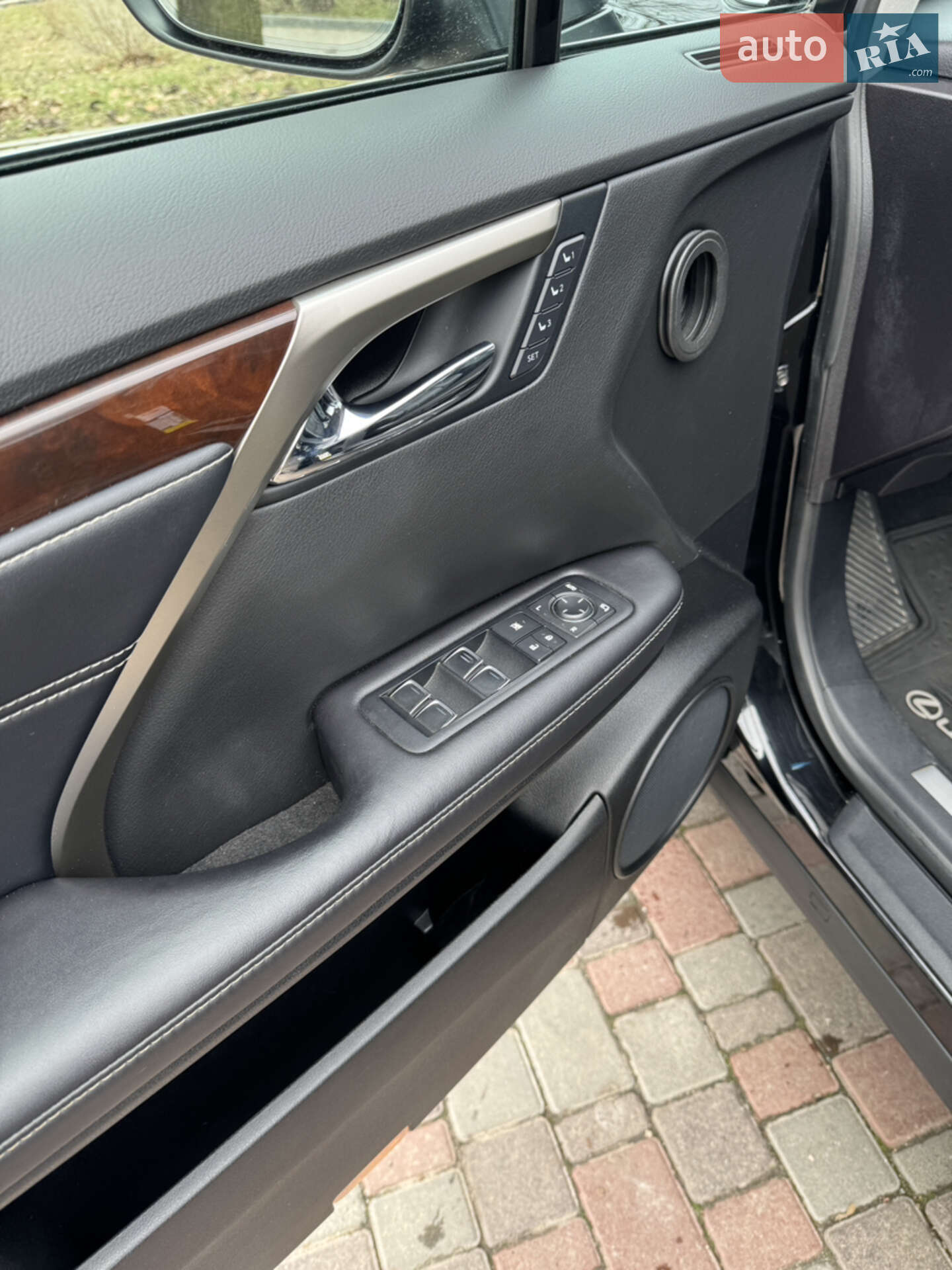 Lexus RX 2016 VIN 2T2BZMCA7GC014337 фото оголошення 2 з 8
