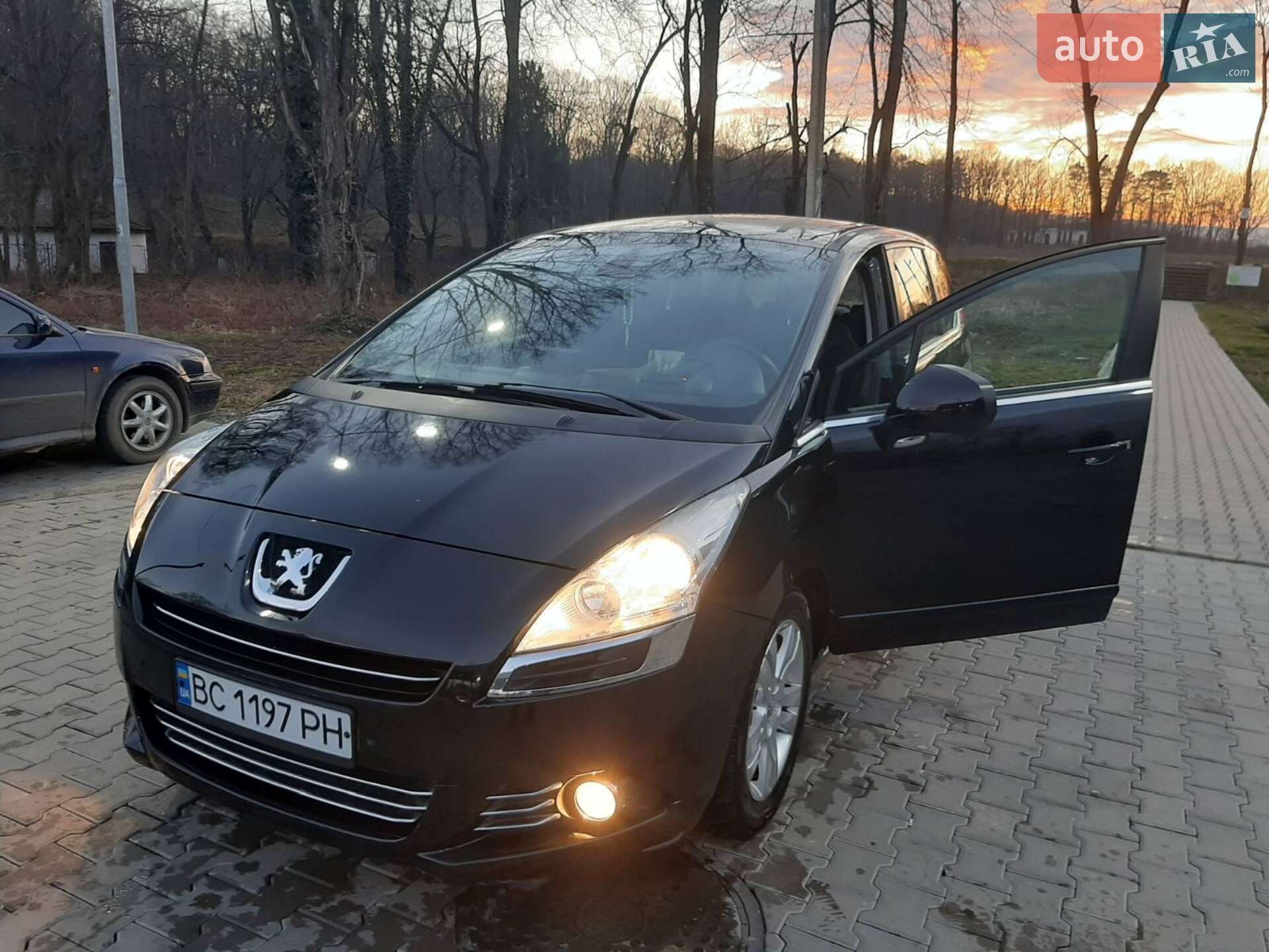 Peugeot 5008 2013 VIN VF30E9HD8DS136459 фото оголошення 9 з 30