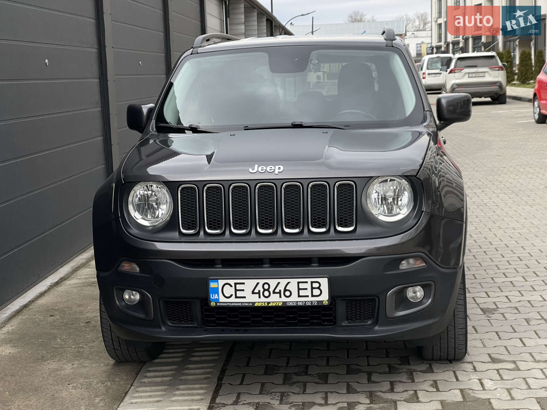 Jeep Renegade 2017 VIN ZACCJBBB0HPF19849 фото оголошення 2 з 37