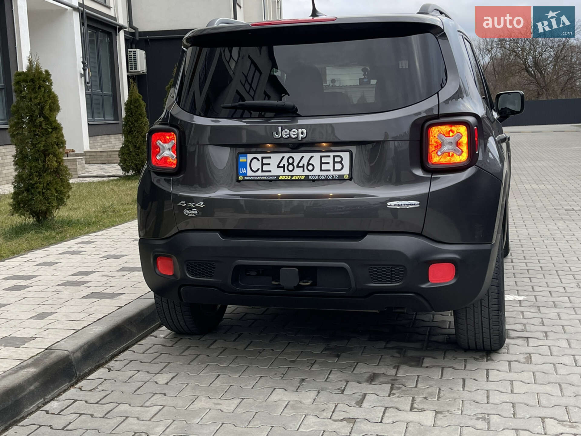 Jeep Renegade 2017 VIN ZACCJBBB0HPF19849 фото оголошення 33 з 37