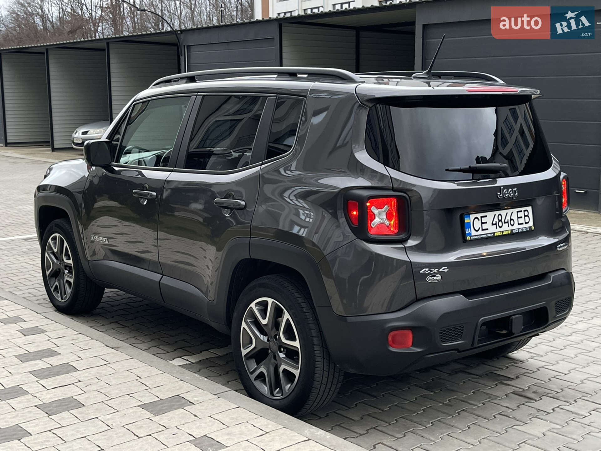 Jeep Renegade 2017 VIN ZACCJBBB0HPF19849 фото оголошення 36 з 37