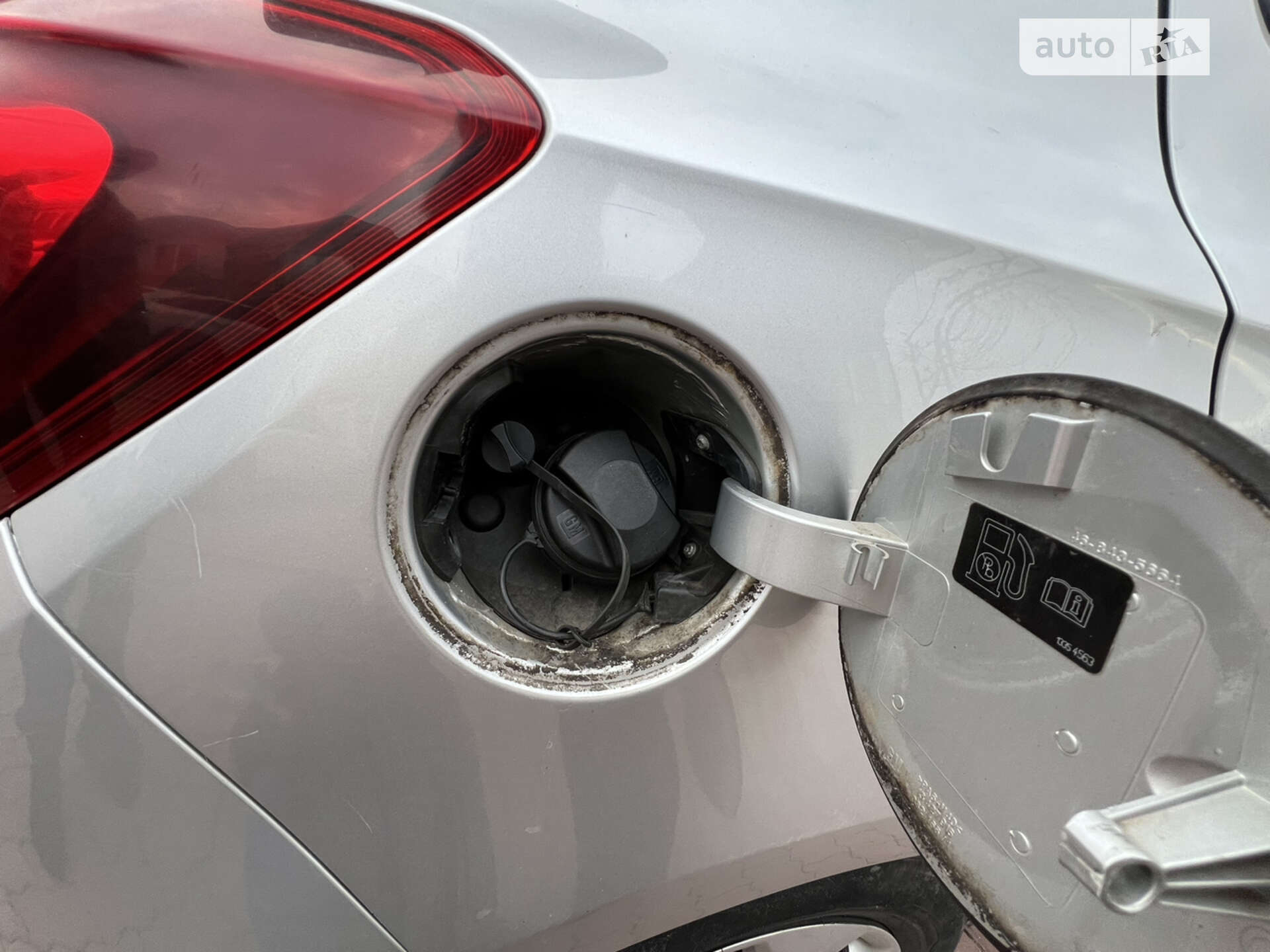 Opel Corsa 2016 VIN W0L0XEP68G4312701 фото оголошення 7 з 10