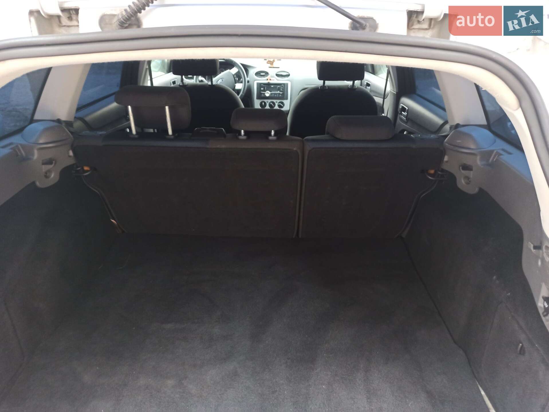 Ford Focus 2006 VIN WF0WXXGCDW6B12504 фото оголошення 12 з 15