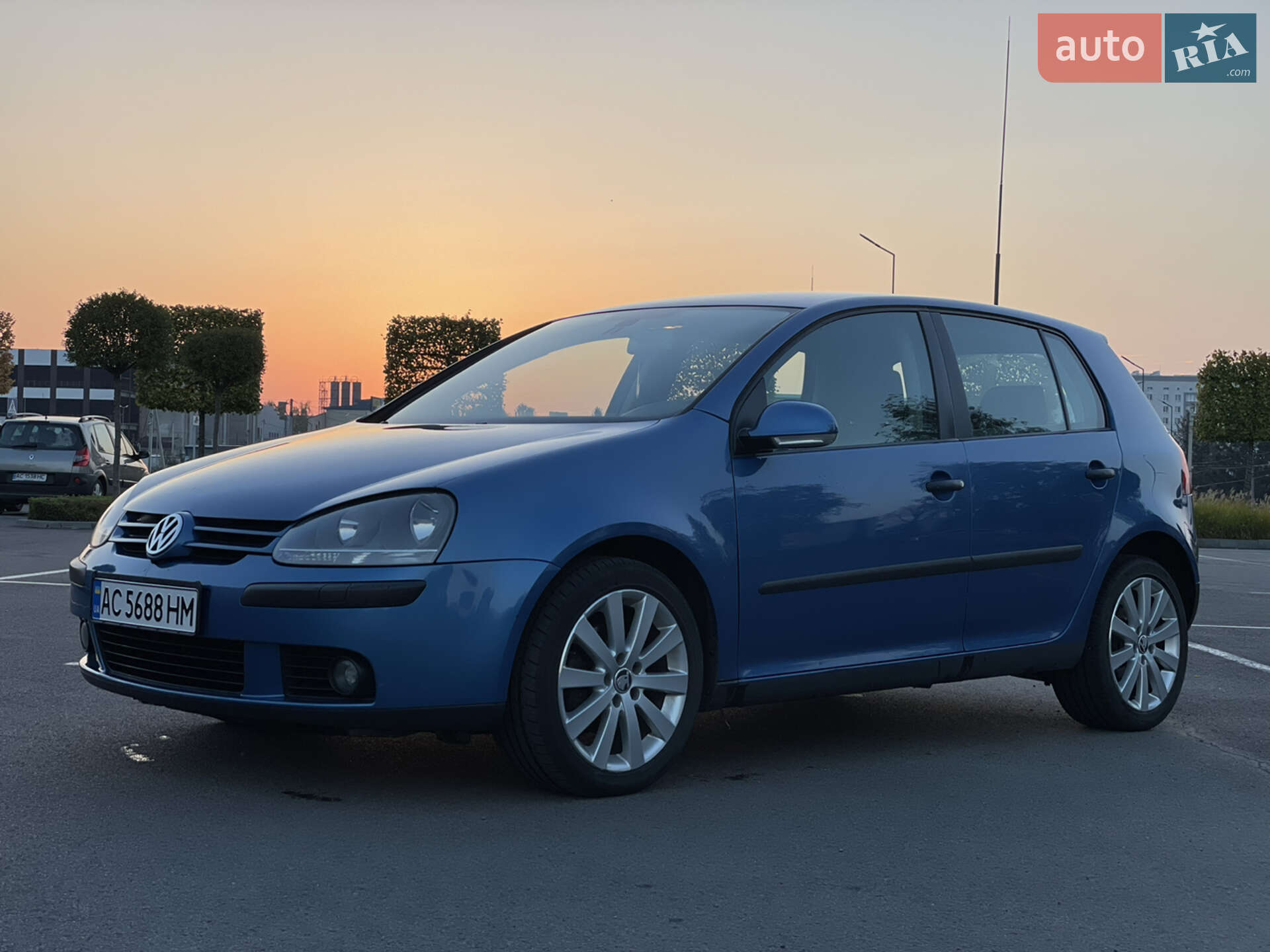 Volkswagen Golf 2003 VIN WVWZZZ1KZ4B005021 фото оголошення 4 з 17