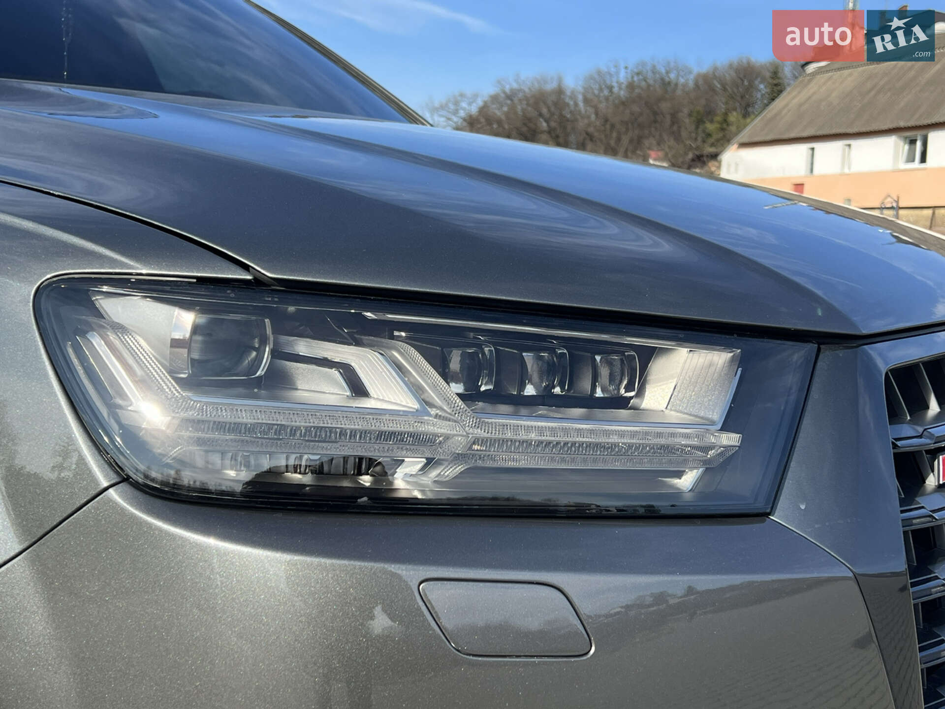 Audi Q7 2019 VIN WA1VAAF70KD049556 фото оголошення 27 з 55