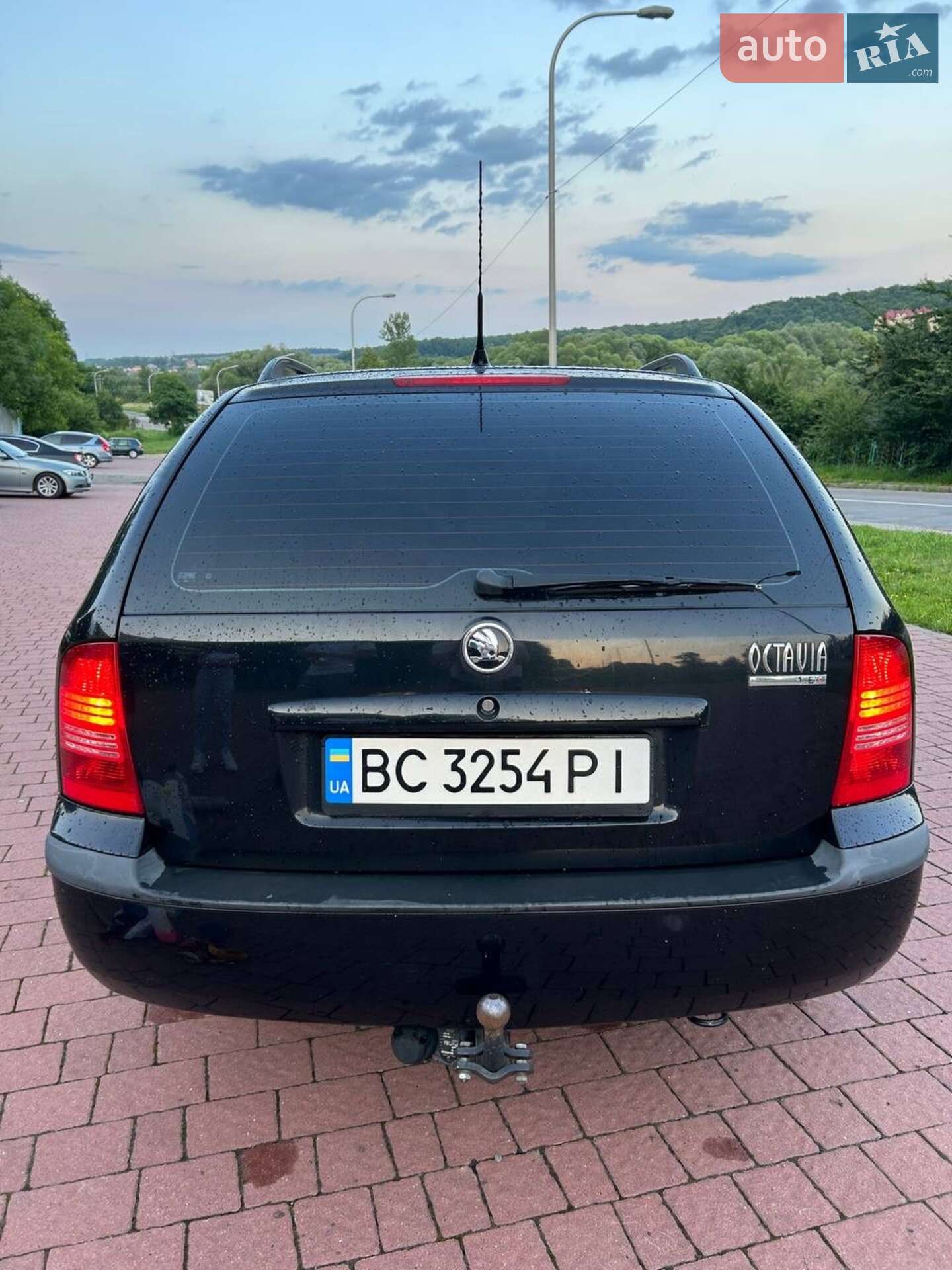 Skoda Octavia 2002 VIN TMBHX41U922619579 фото оголошення 2 з 12