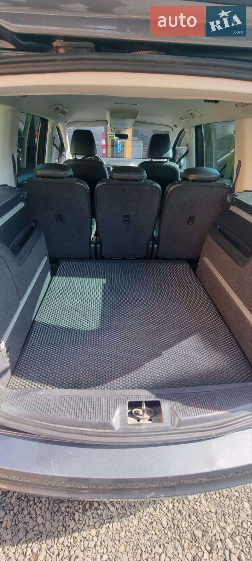 Volkswagen Sharan 2011 VIN WVWZZZ7NZCV016401 фото оголошення 9 з 53