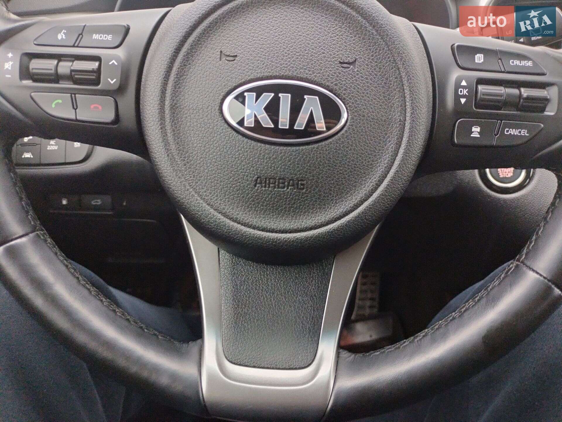 Kia Sorento 2017 VIN KNAPK81BDHA342646 фото оголошення 14 з 39