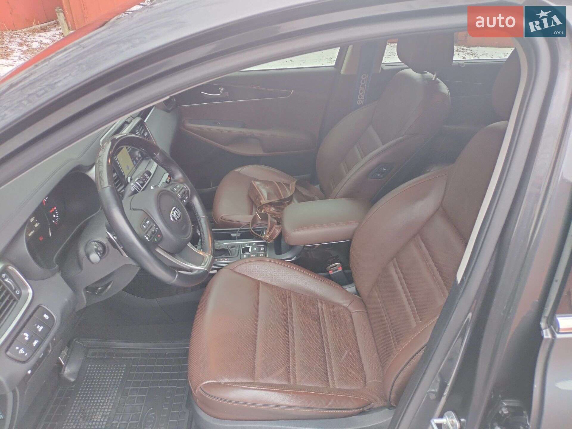 Kia Sorento 2017 VIN KNAPK81BDHA342646 фото оголошення 18 з 39