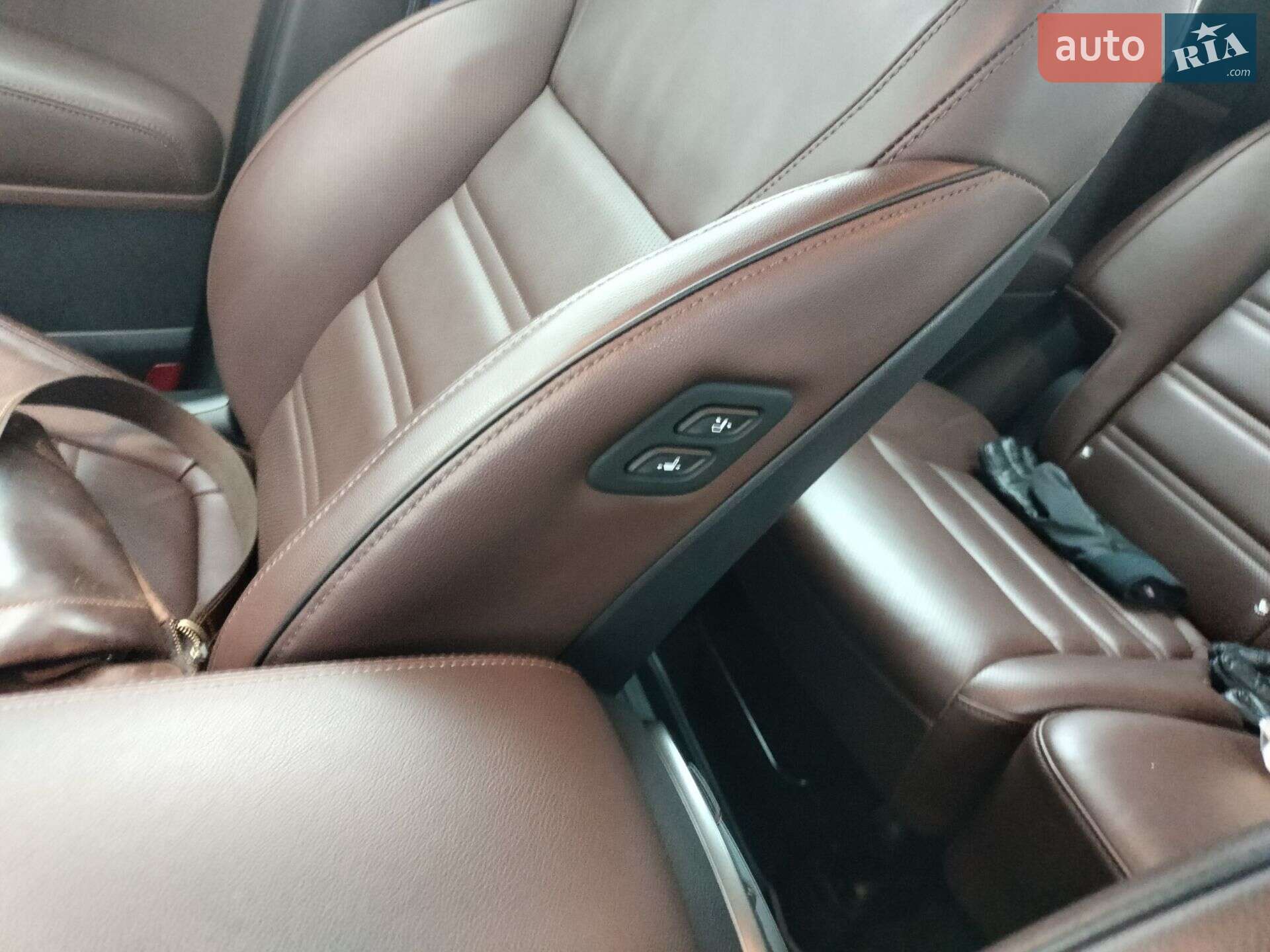 Kia Sorento 2017 VIN KNAPK81BDHA342646 фото оголошення 20 з 39