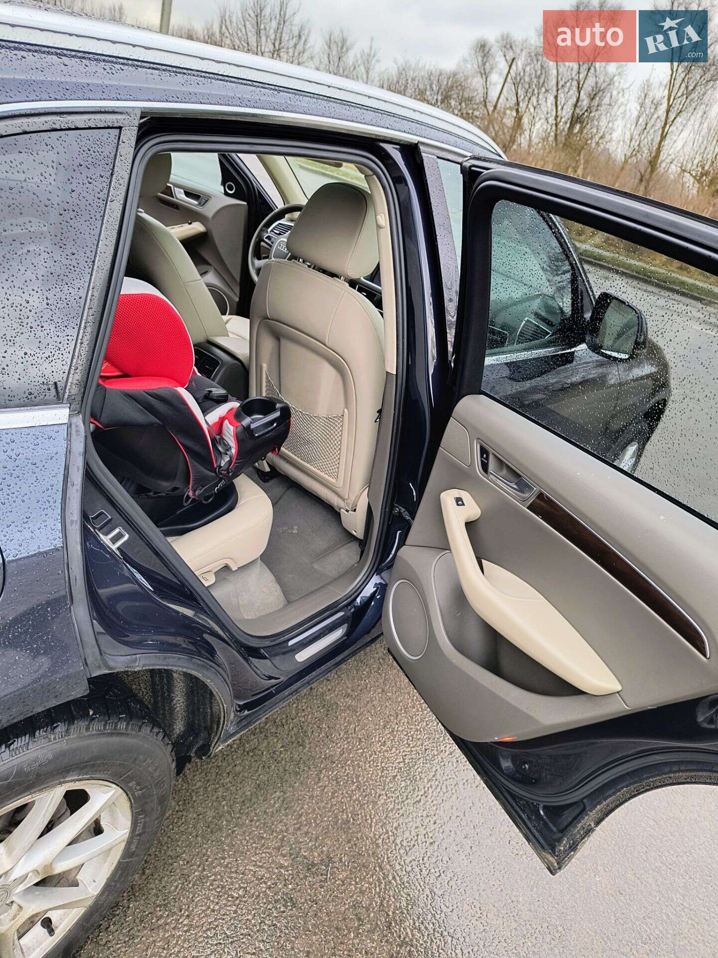 Audi Q5 2011 VIN WA1LFAFP1CA016481 фото оголошення 3 з 21