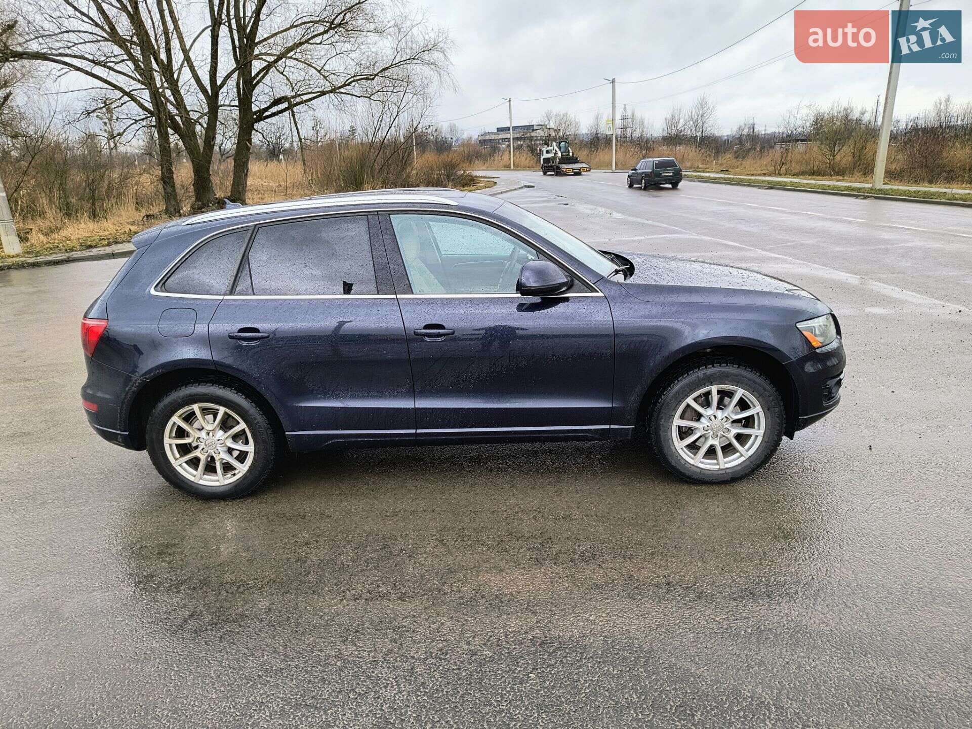 Audi Q5 2011 VIN WA1LFAFP1CA016481 фото оголошення 10 з 21