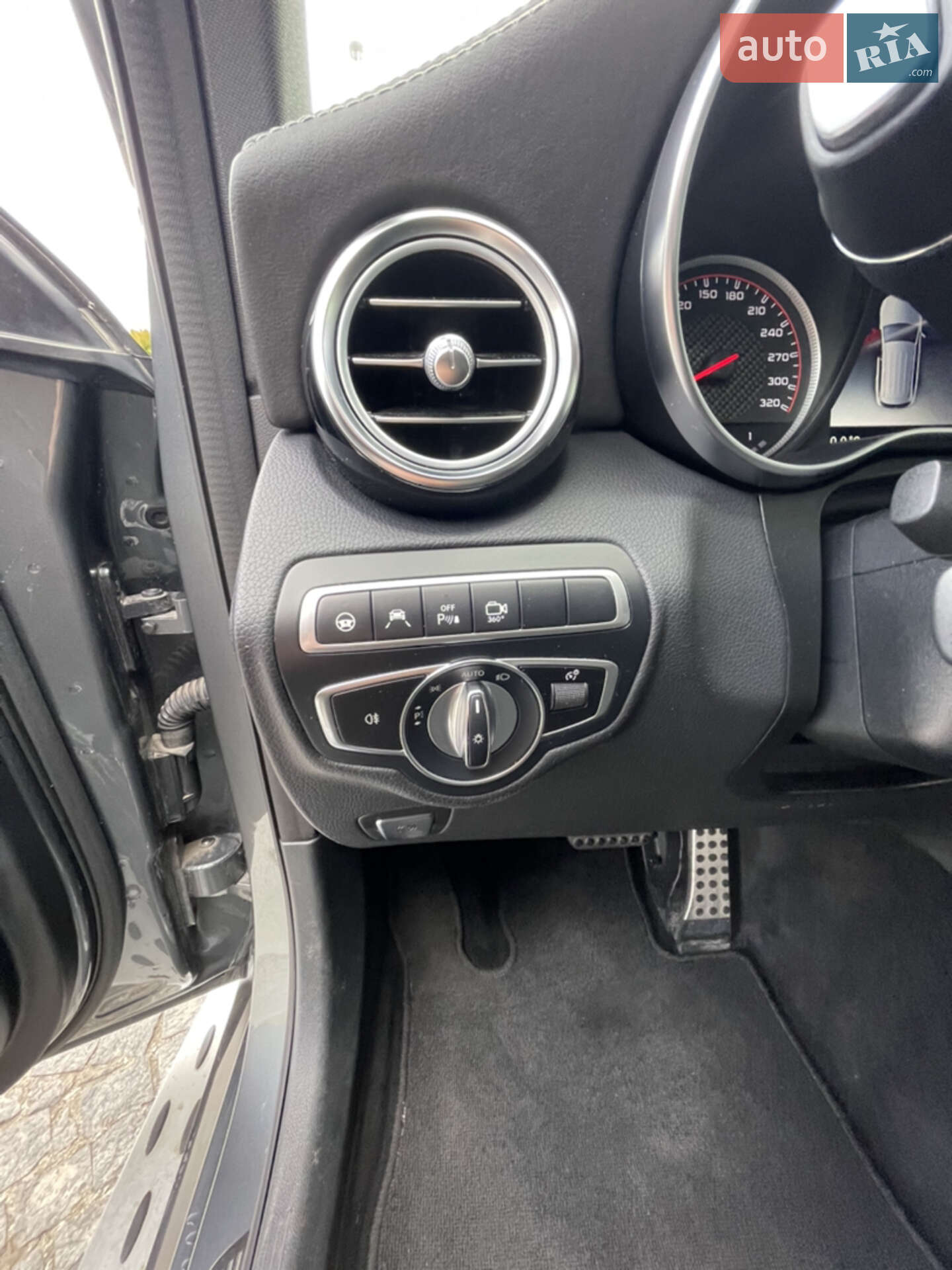 Mercedes-Benz GLC-Class 2018 VIN WDC0G8KB4KF530040 фото оголошення 51 з 66