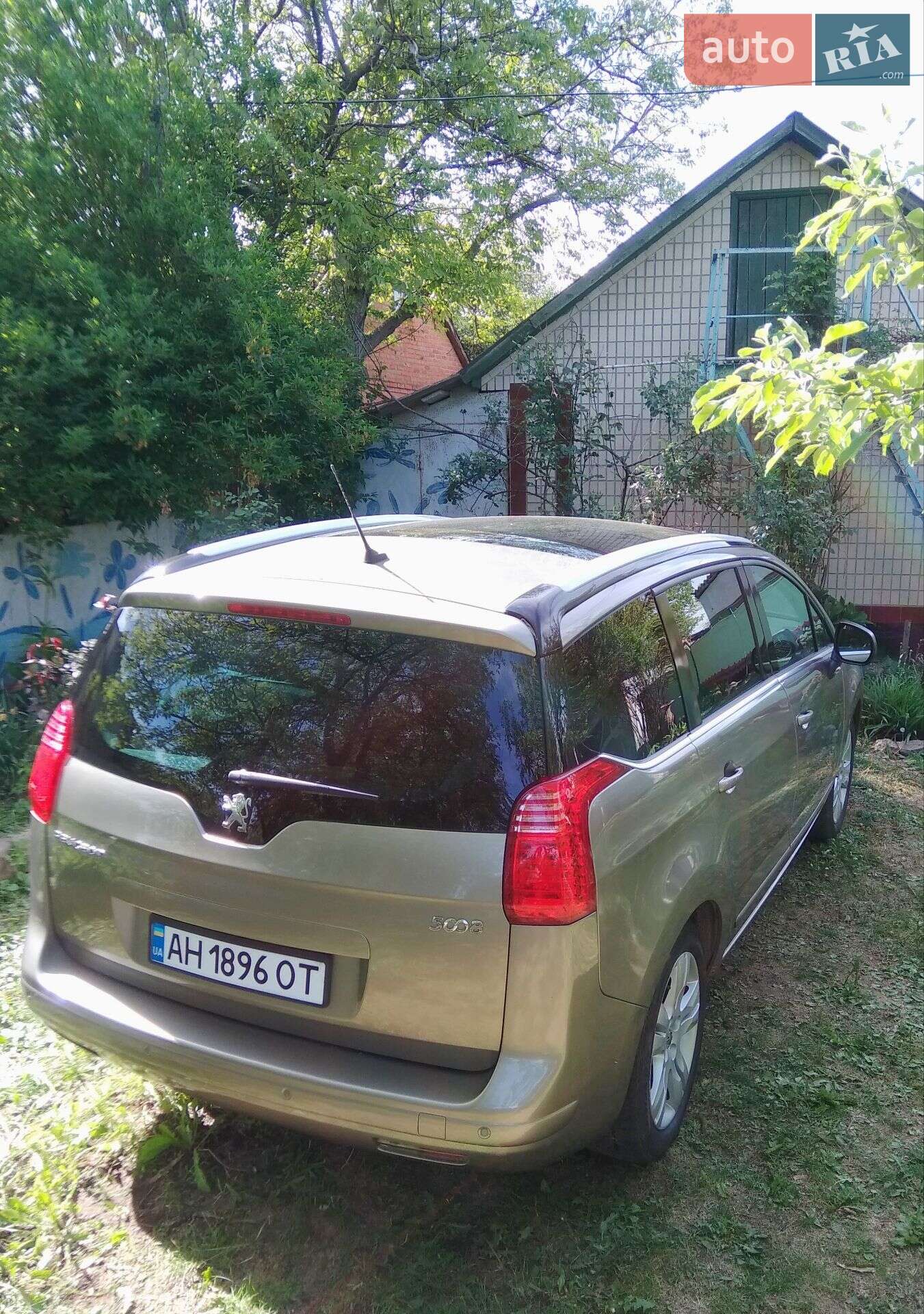 Peugeot 5008 2011 VIN VF30ERHE8BS103812 фото оголошення 14 з 40
