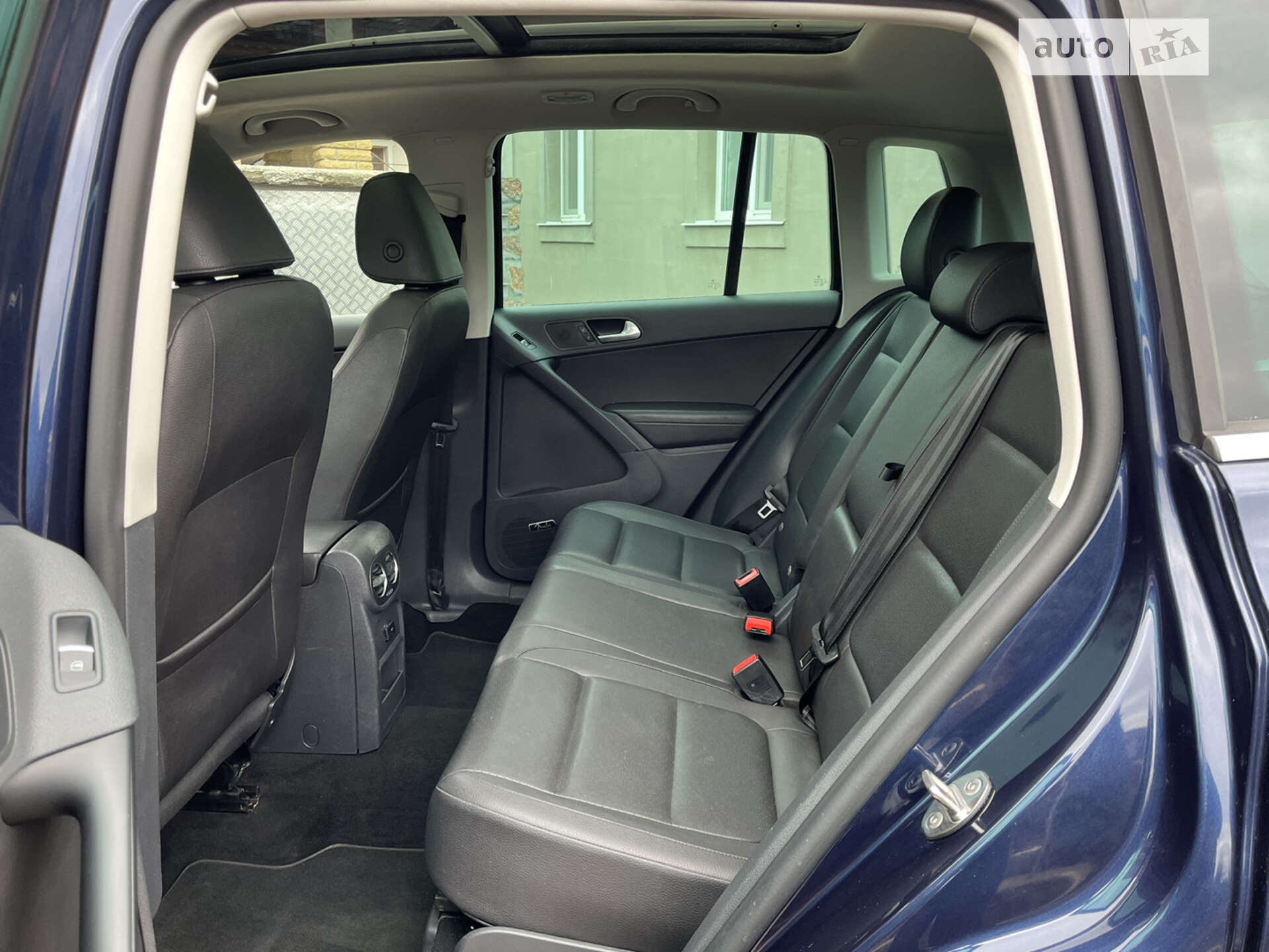 Volkswagen Tiguan 2015 VIN WVGAV7AX0FW569197 фото оголошення 7 з 24