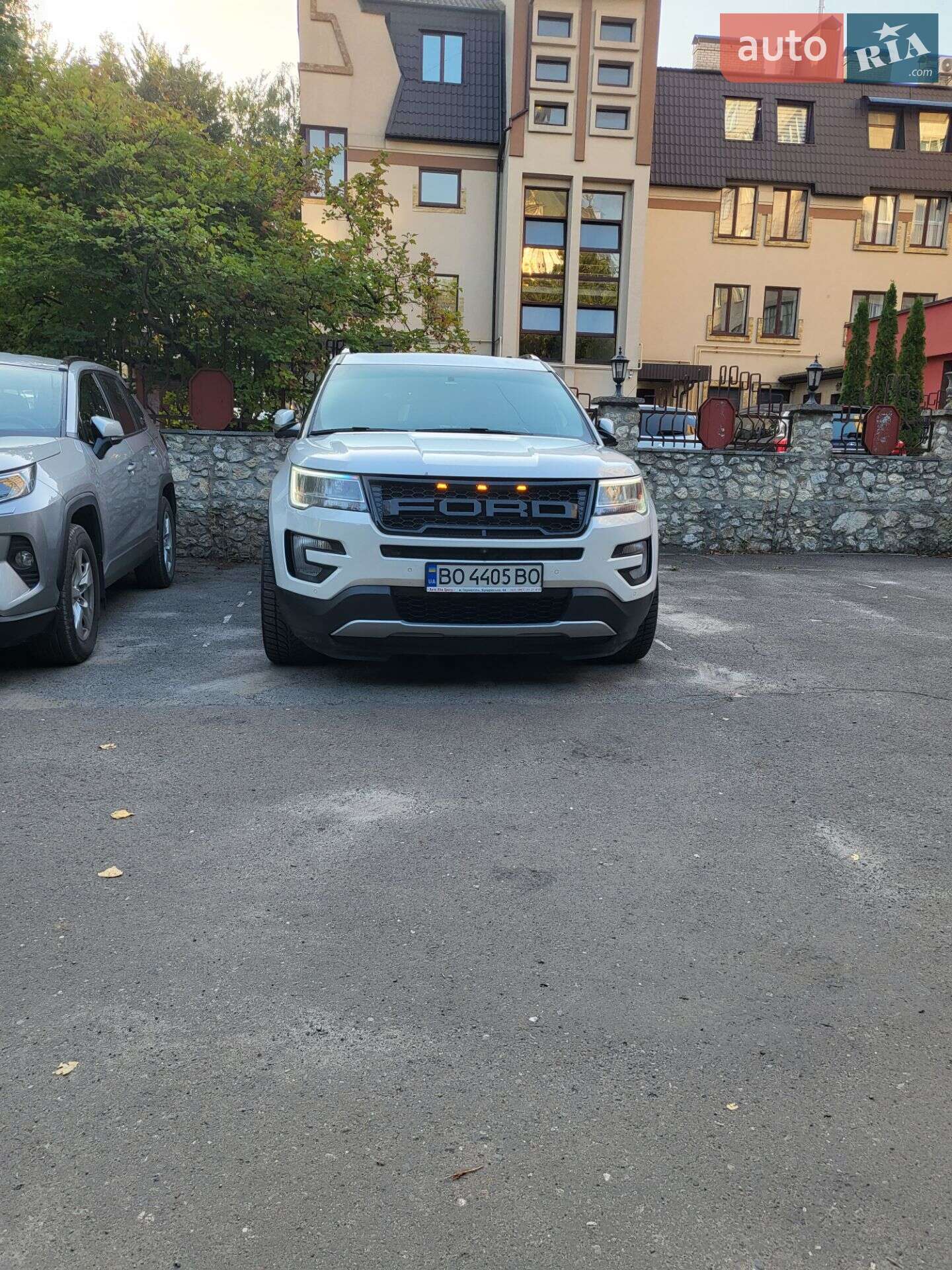 Ford Explorer 2017 VIN 1FM5K7FH5HGB49346 фото оголошення 5 з 22