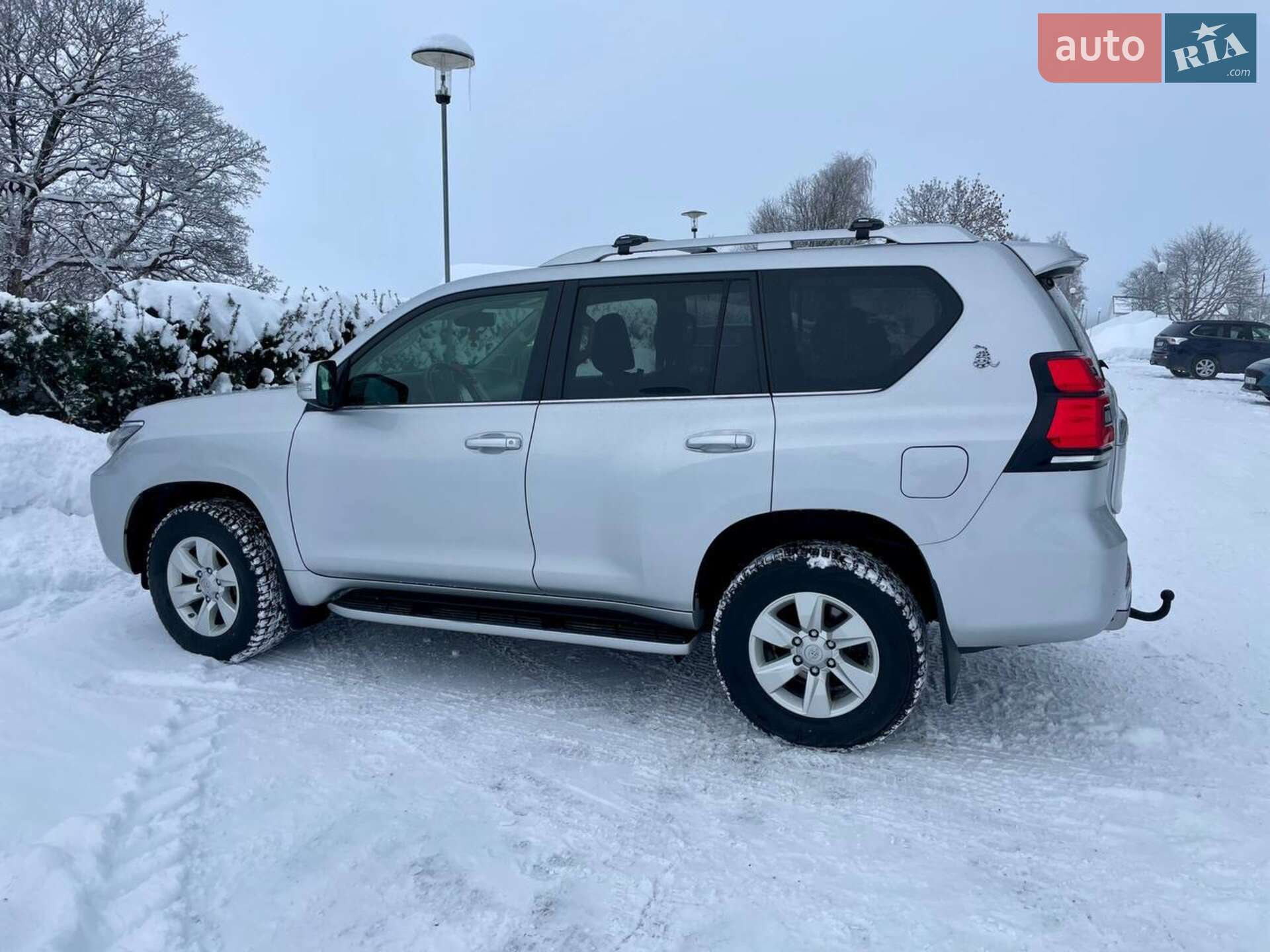 Toyota Land Cruiser Prado 2019 VIN JTEBU3FJ60K177067 фото оголошення 3 з 15