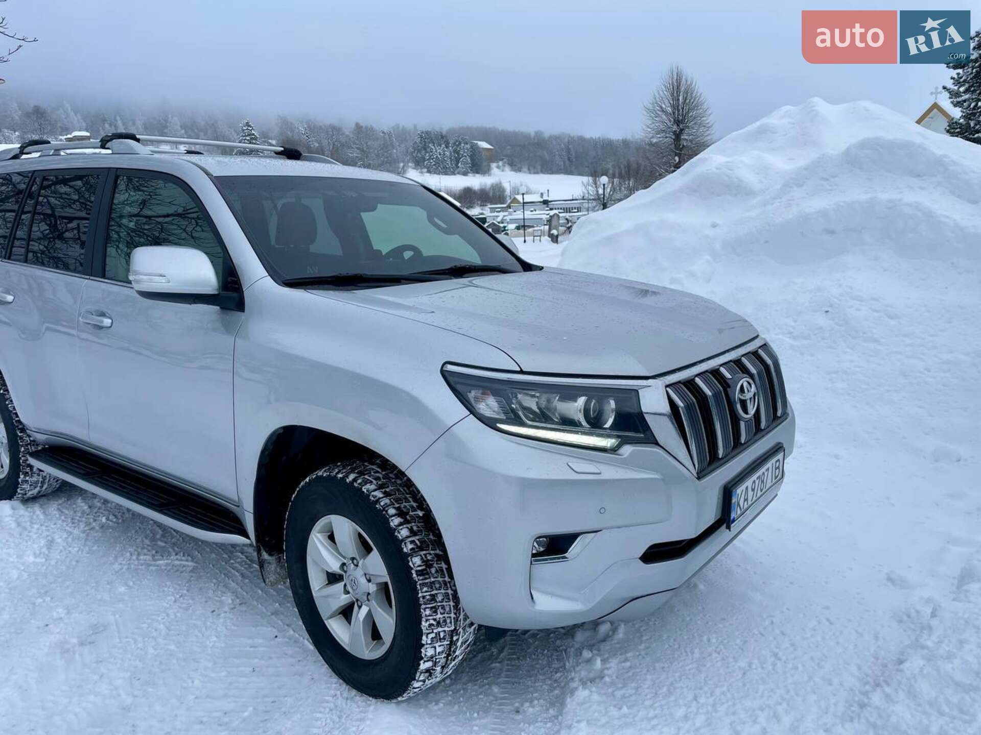 Toyota Land Cruiser Prado 2019 VIN JTEBU3FJ60K177067 фото оголошення 2 з 15
