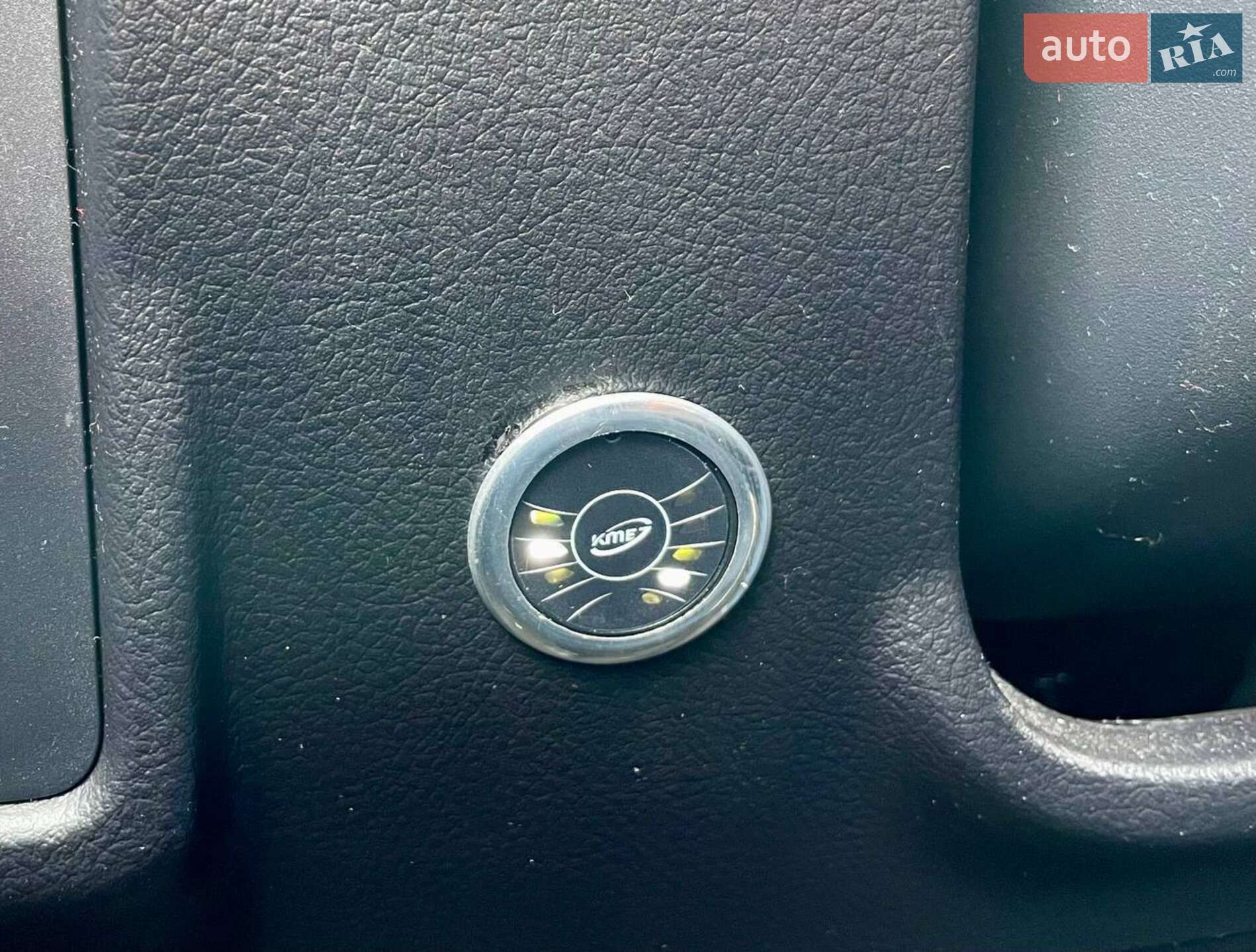 Toyota Land Cruiser Prado 2019 VIN JTEBU3FJ60K177067 фото оголошення 13 з 15